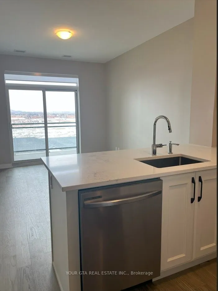 460 Gordon Krantz Avenue, #519