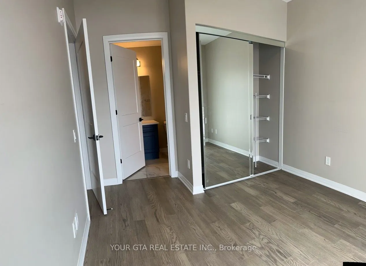 460 Gordon Krantz Avenue, #519