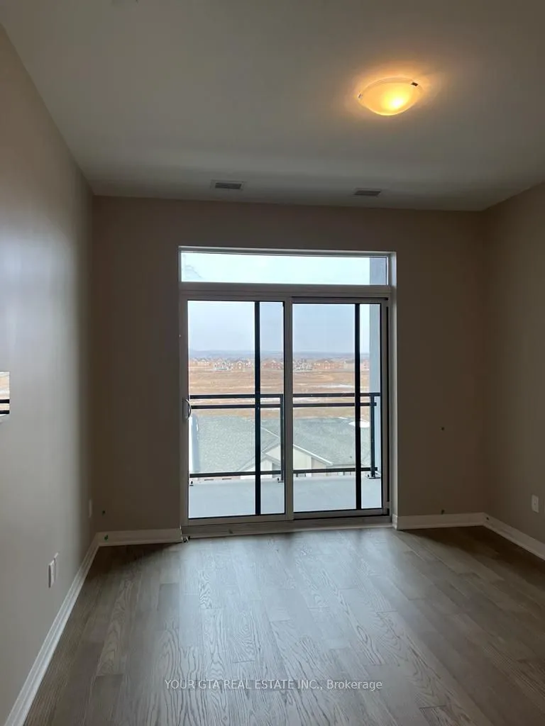 460 Gordon Krantz Avenue, #519