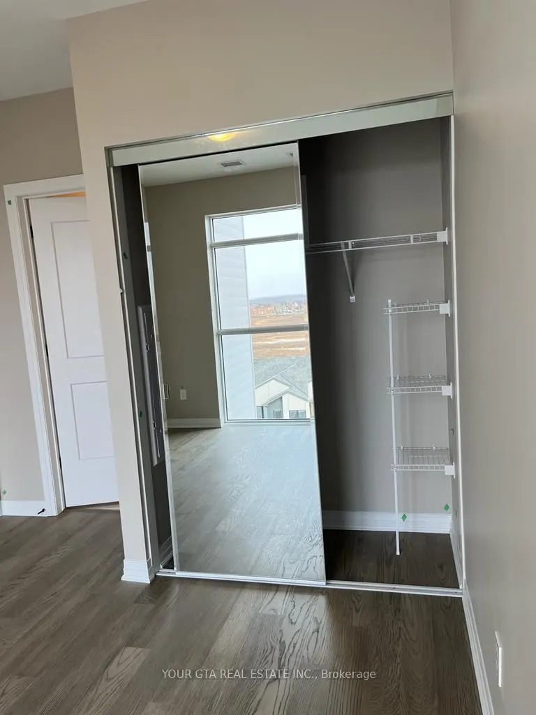 460 Gordon Krantz Avenue, #519