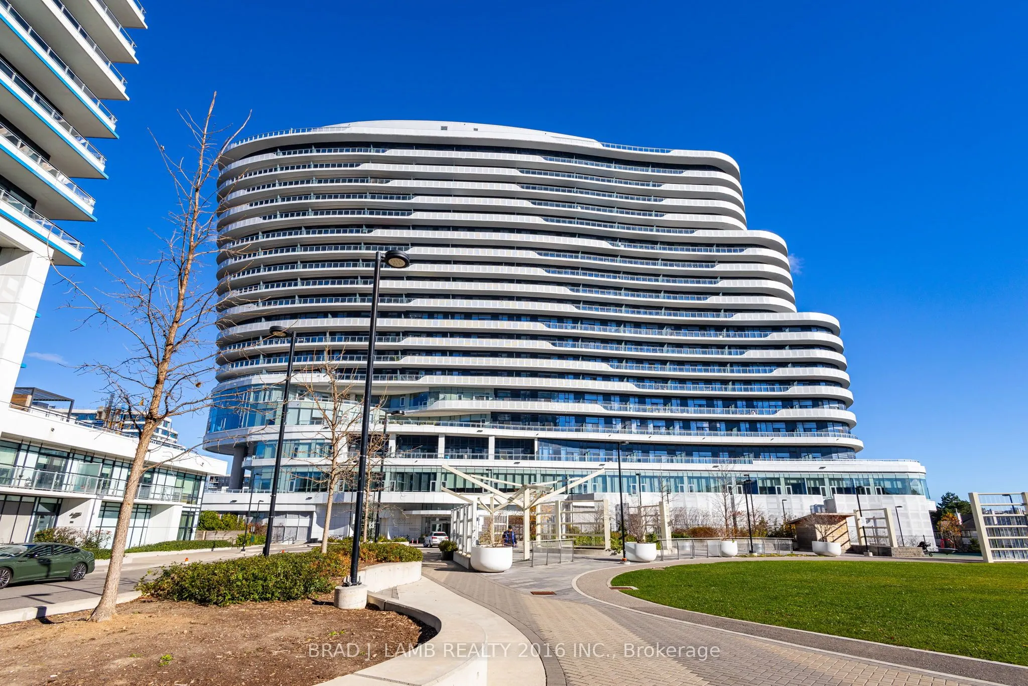 2520 Eglinton Avenue W, #1207
