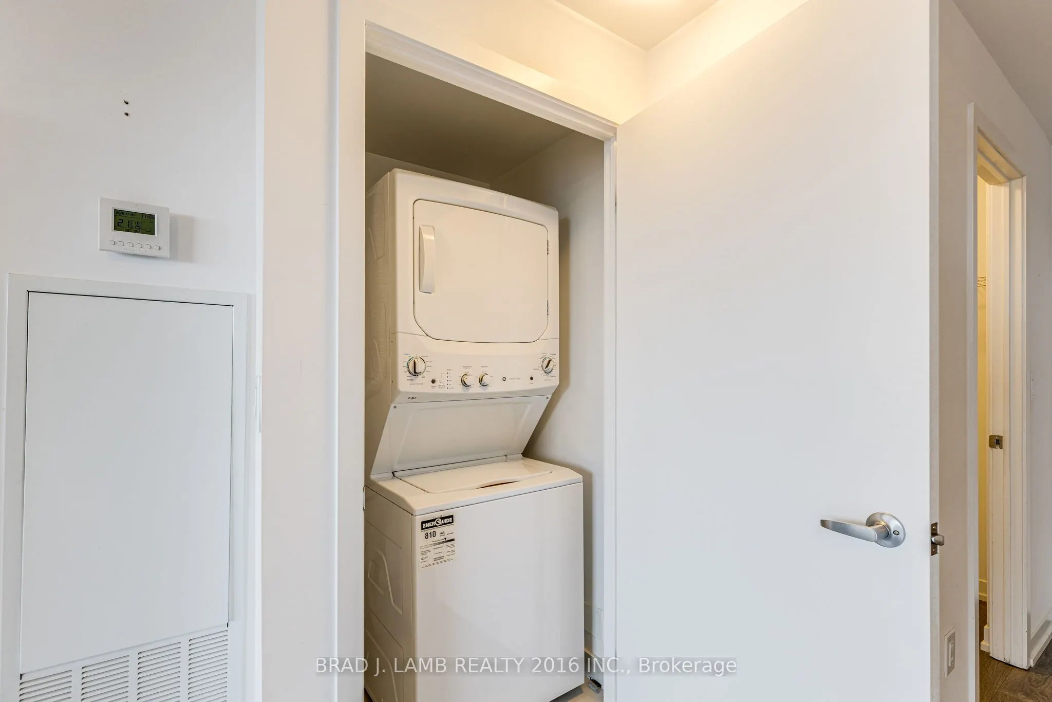 2520 Eglinton Avenue W, #1207