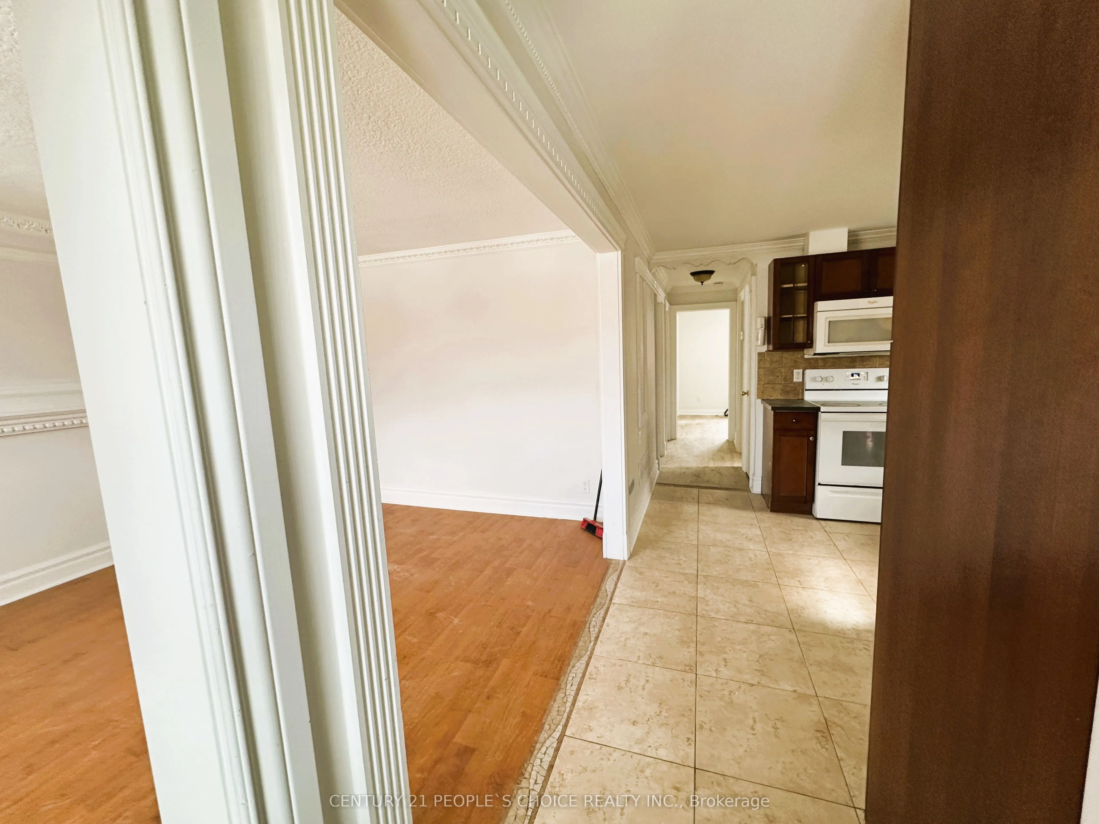 353 Culford Road, #Main floor