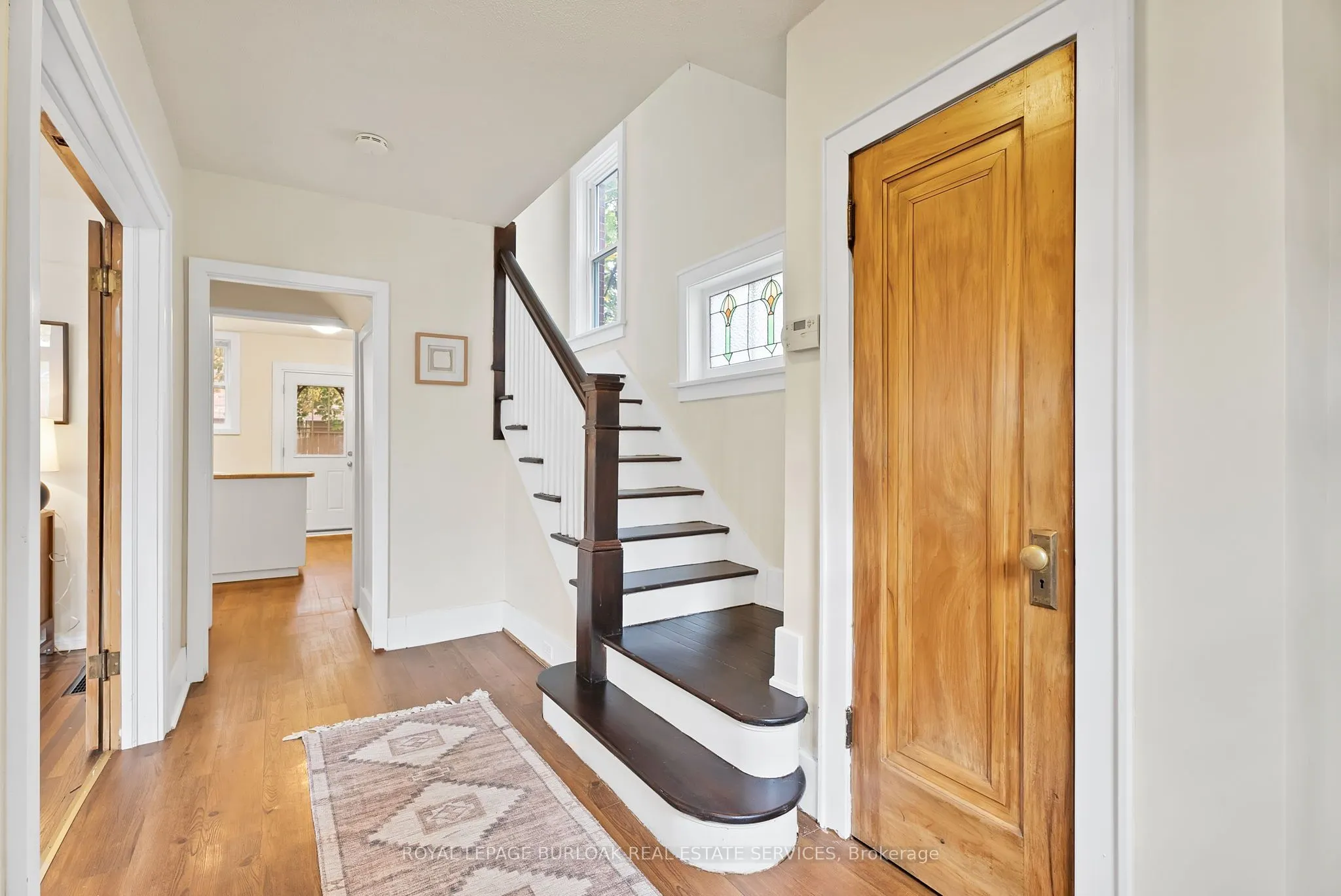 295 Plains Road W