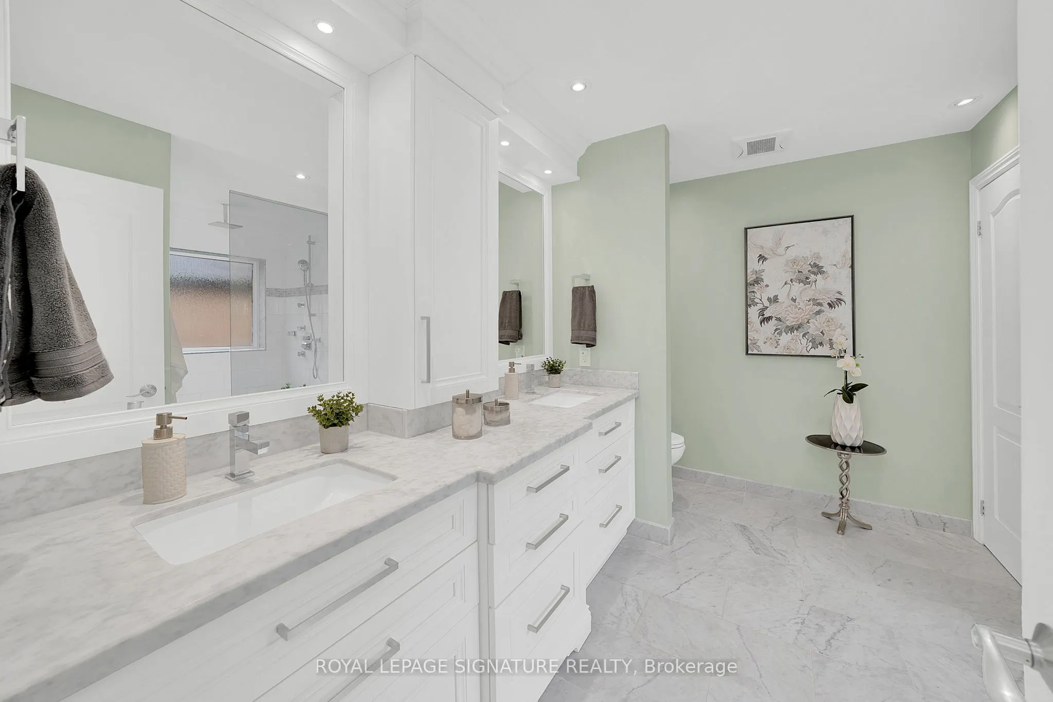 3637 St. Laurent Court