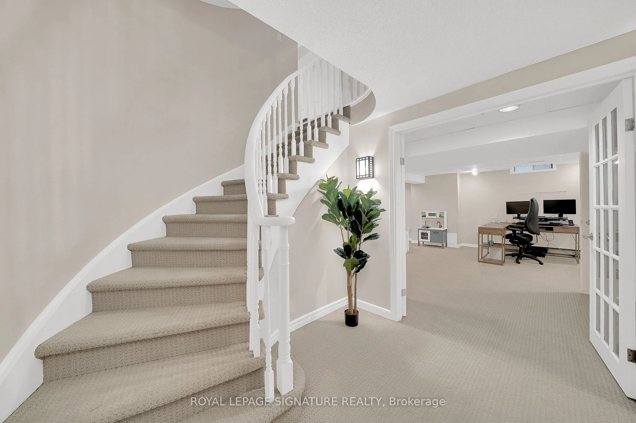 3637 St. Laurent Court