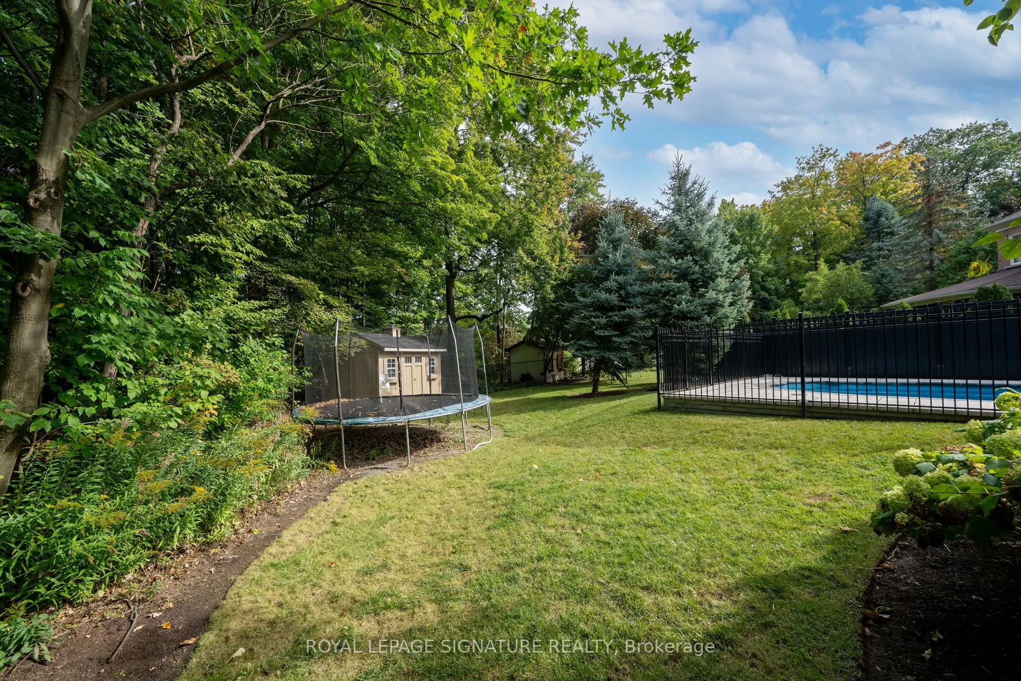 3637 St. Laurent Court