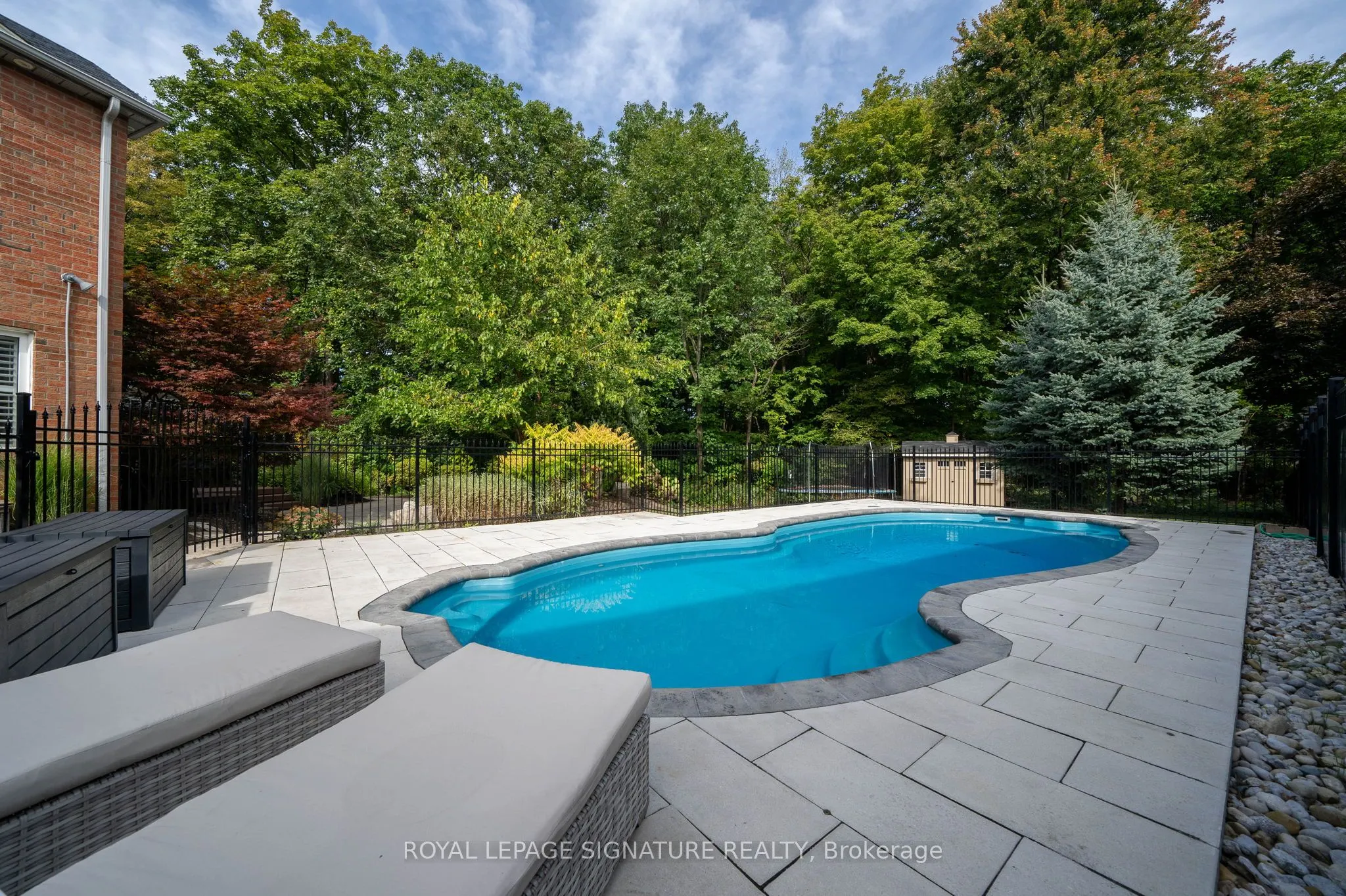 3637 St. Laurent Court