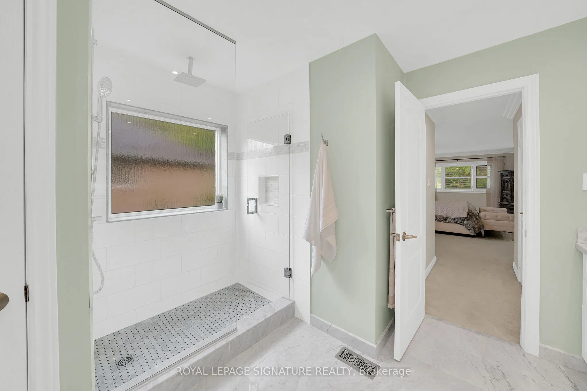3637 St. Laurent Court