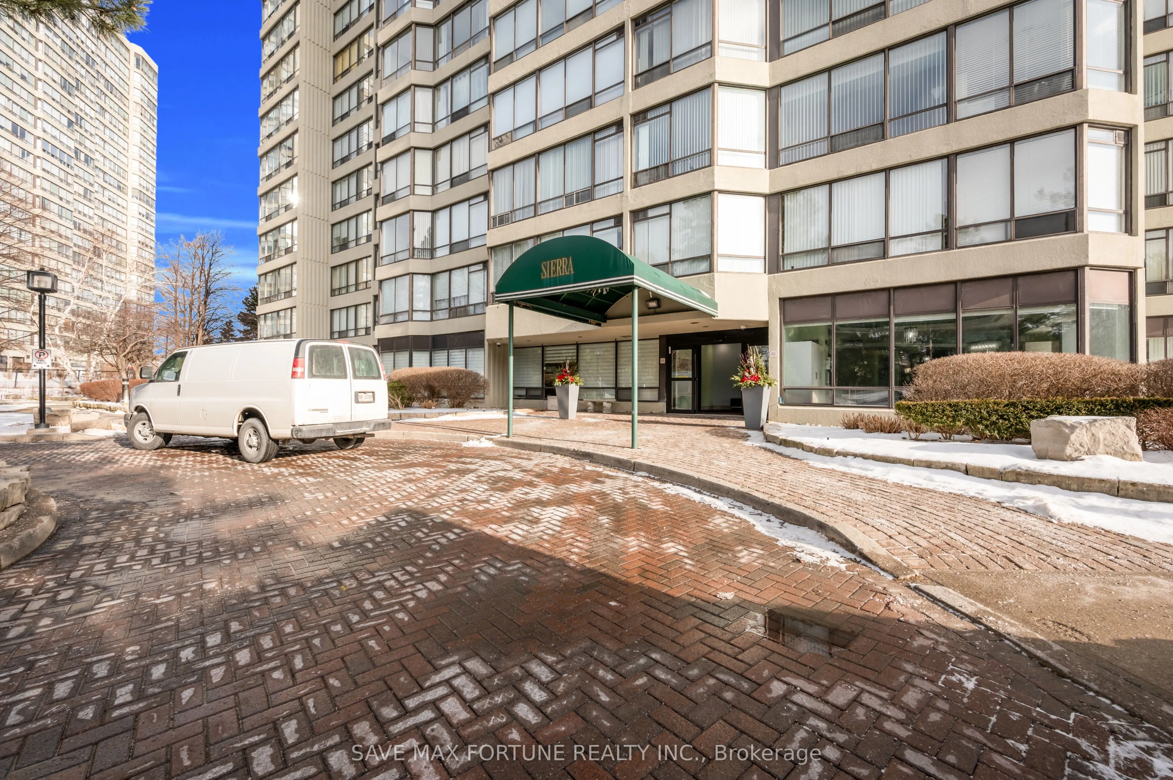 26 Hanover Road, #1611
