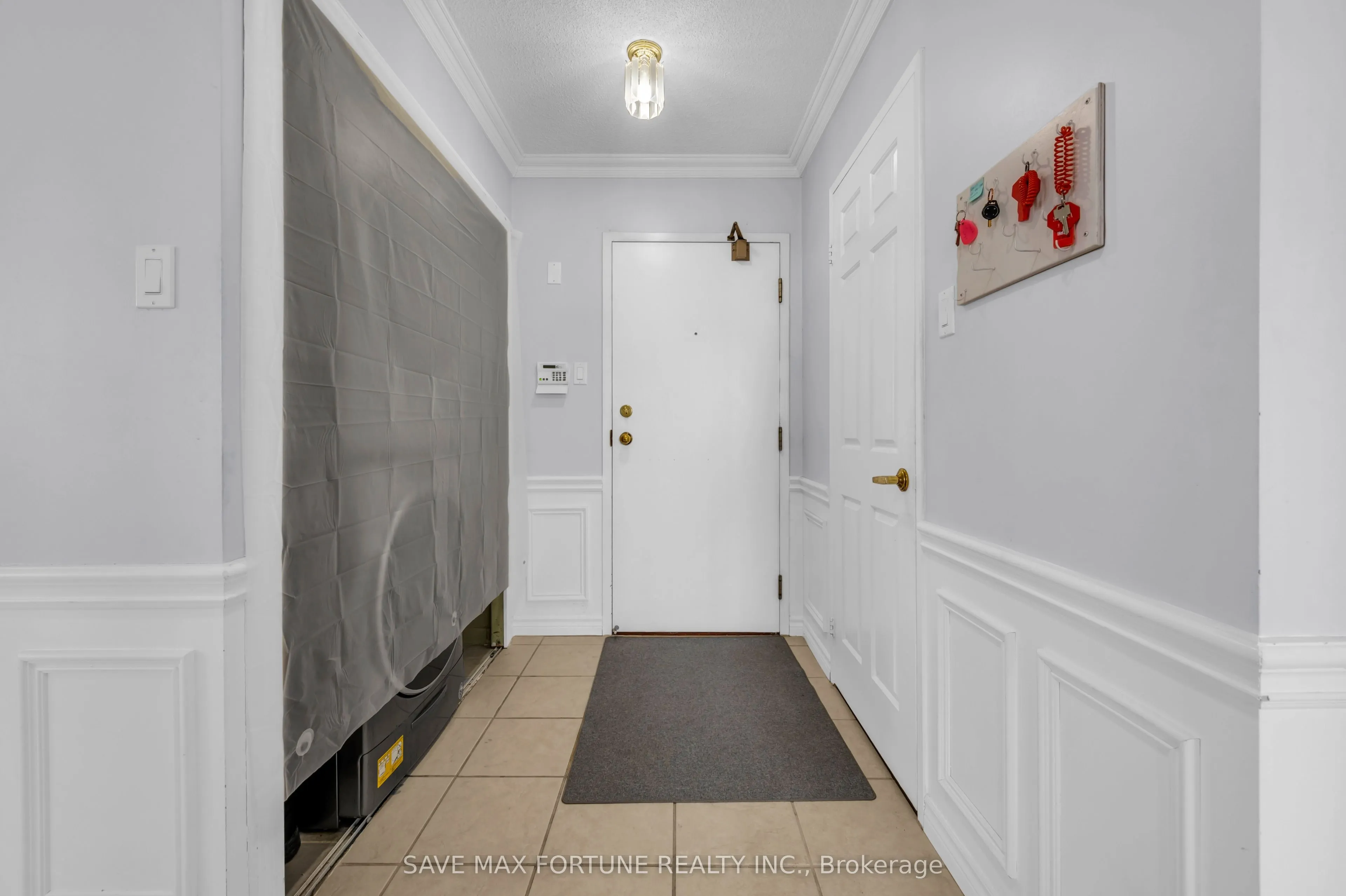 26 Hanover Road, #1611