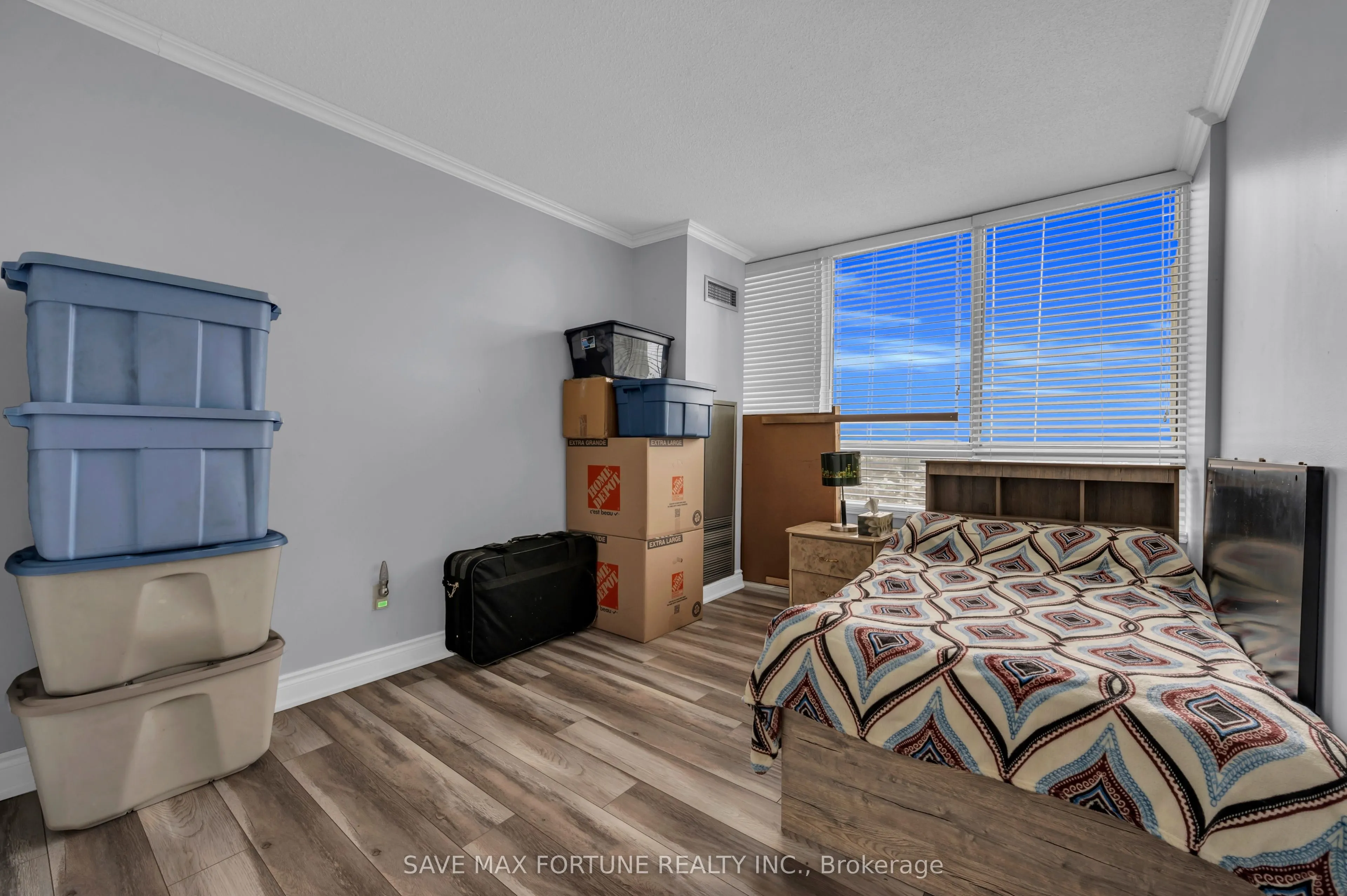26 Hanover Road, #1611