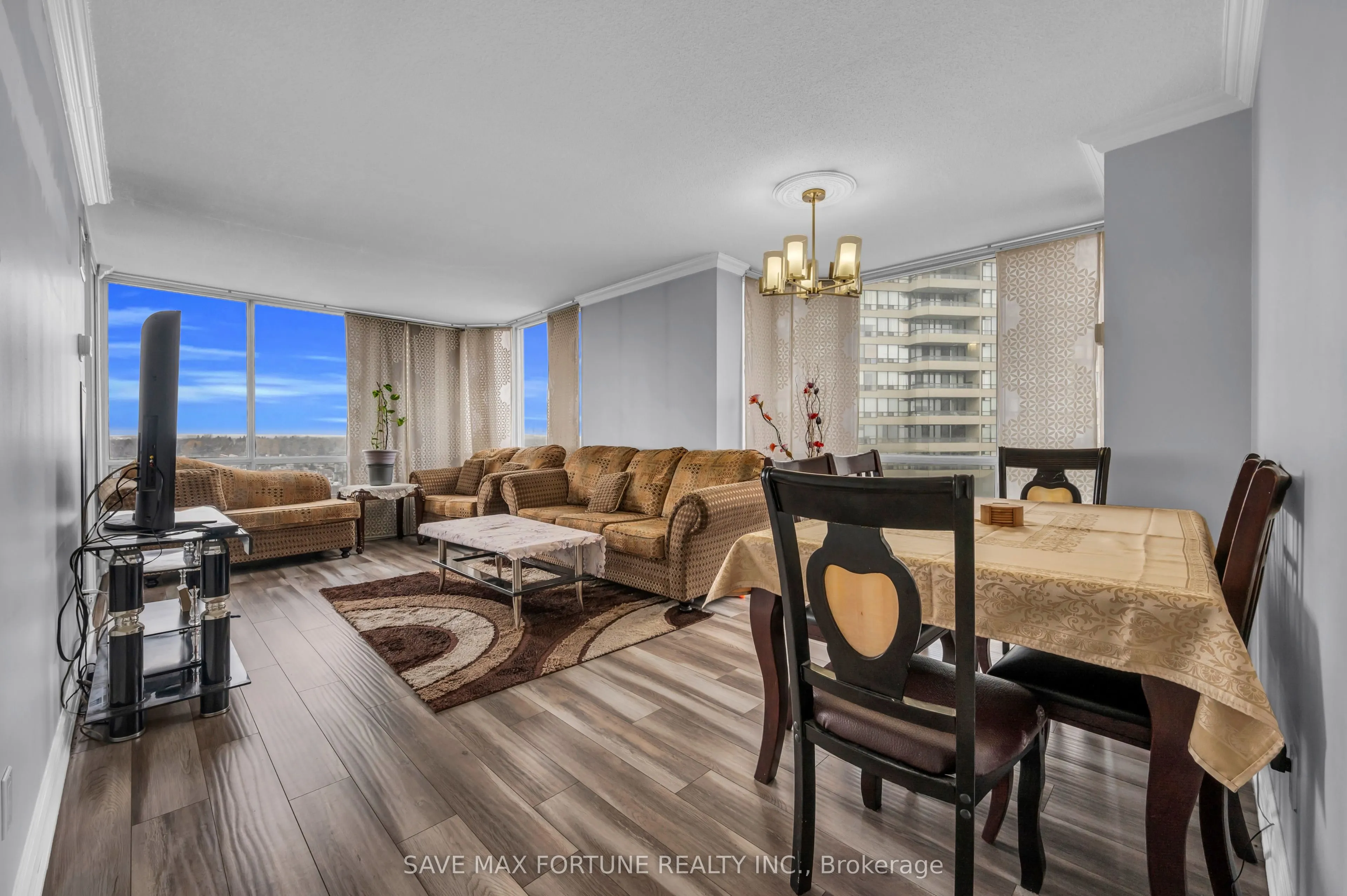 26 Hanover Road, #1611