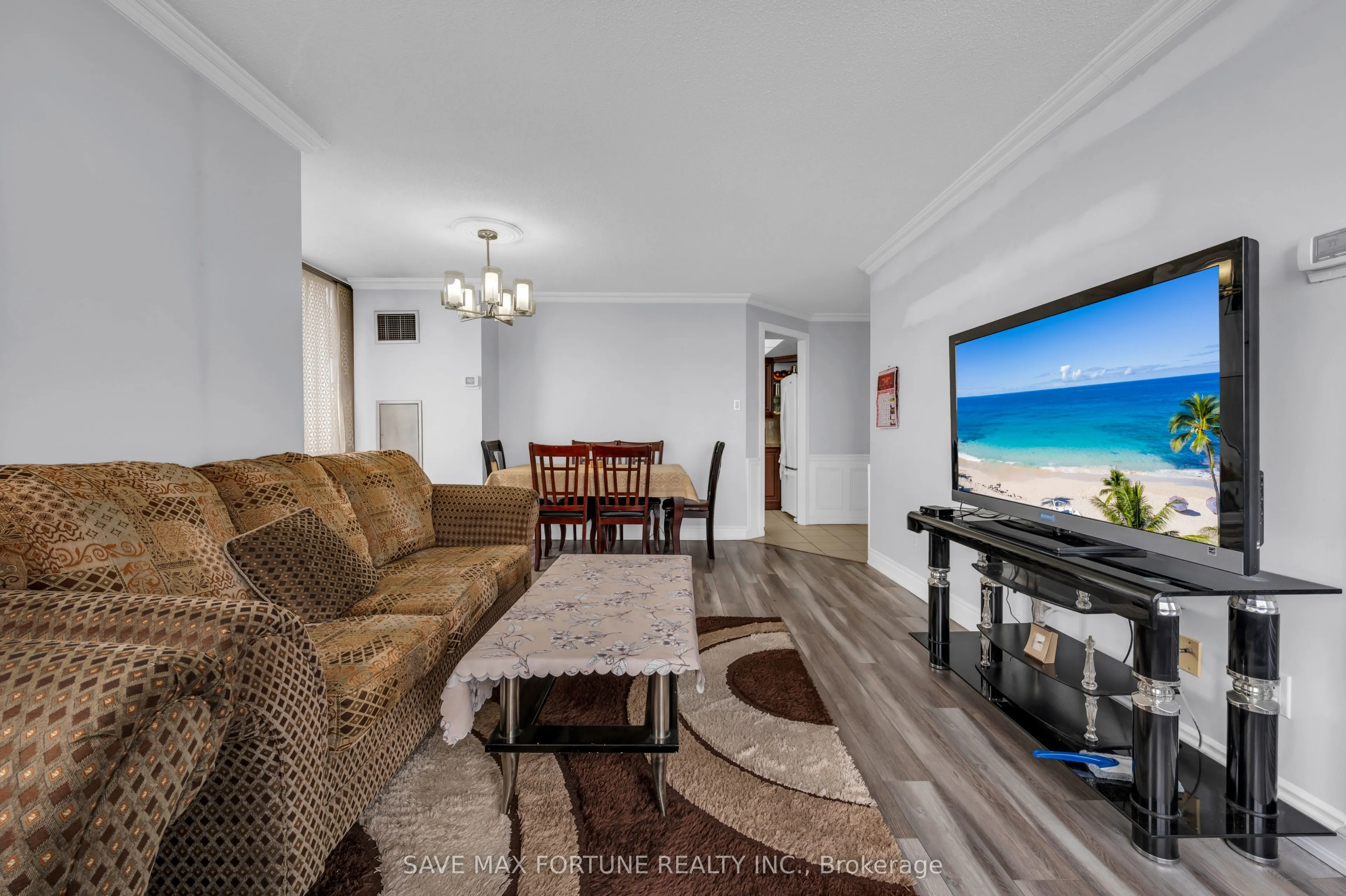 26 Hanover Road, #1611