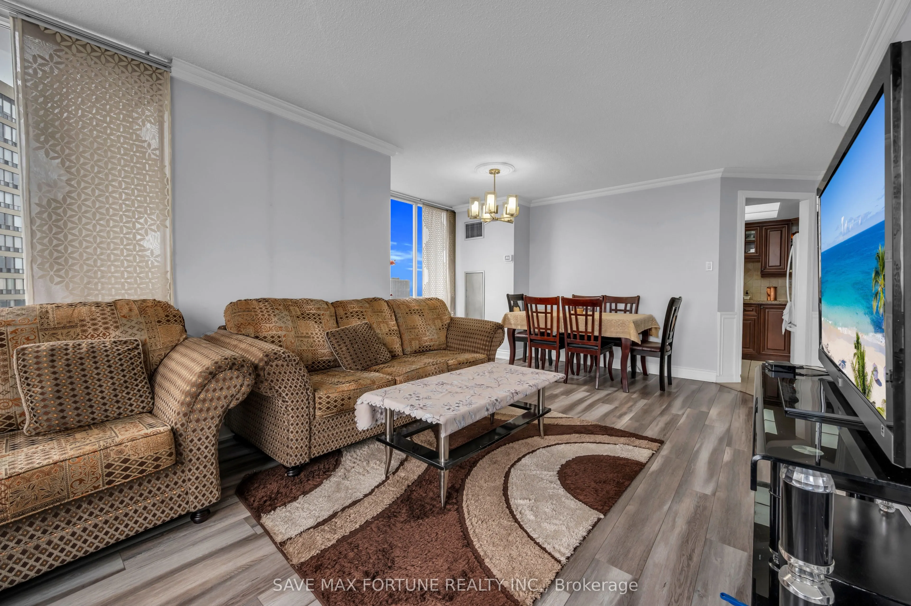 26 Hanover Road, #1611