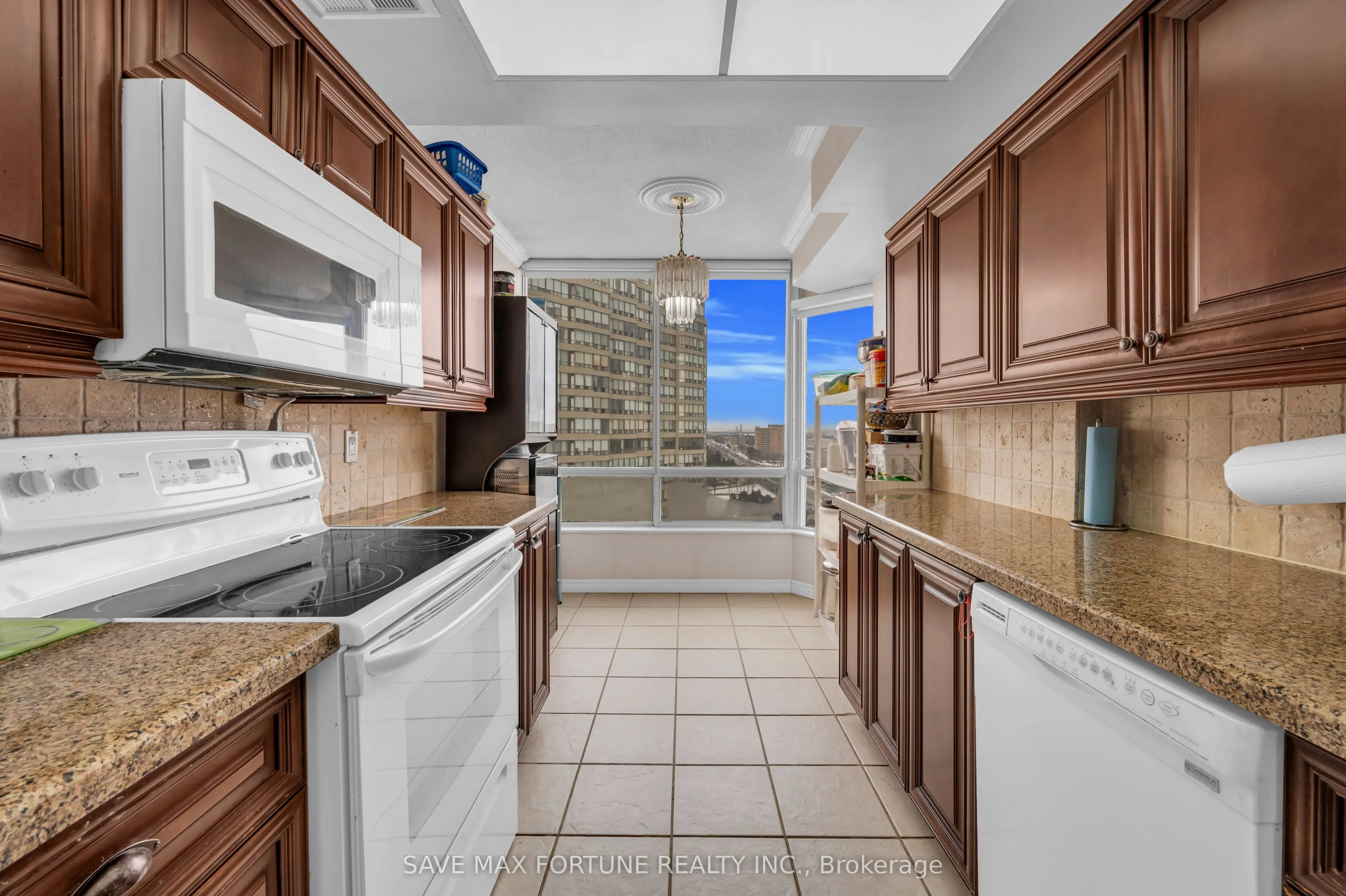 26 Hanover Road, #1611