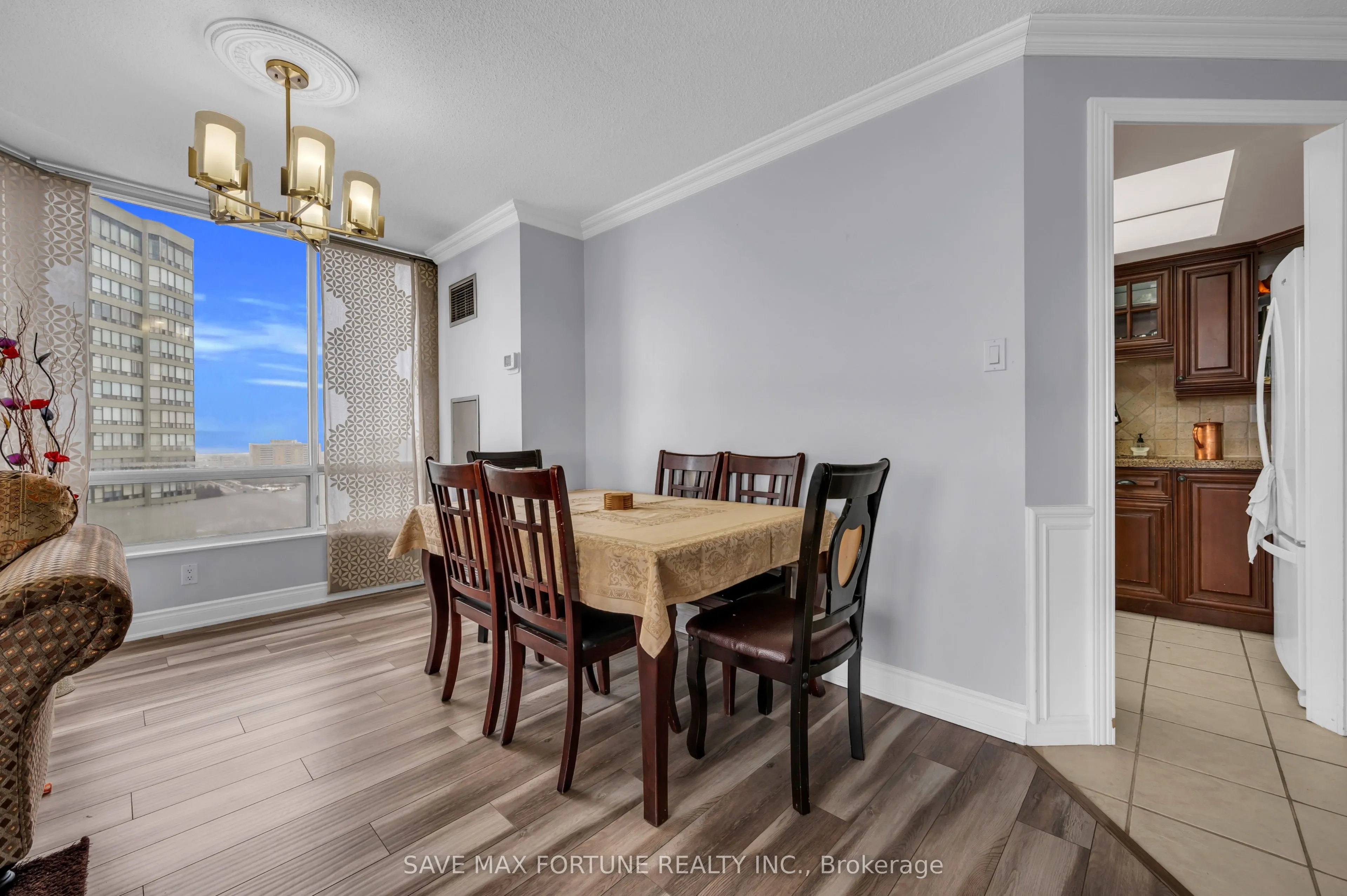 26 Hanover Road, #1611