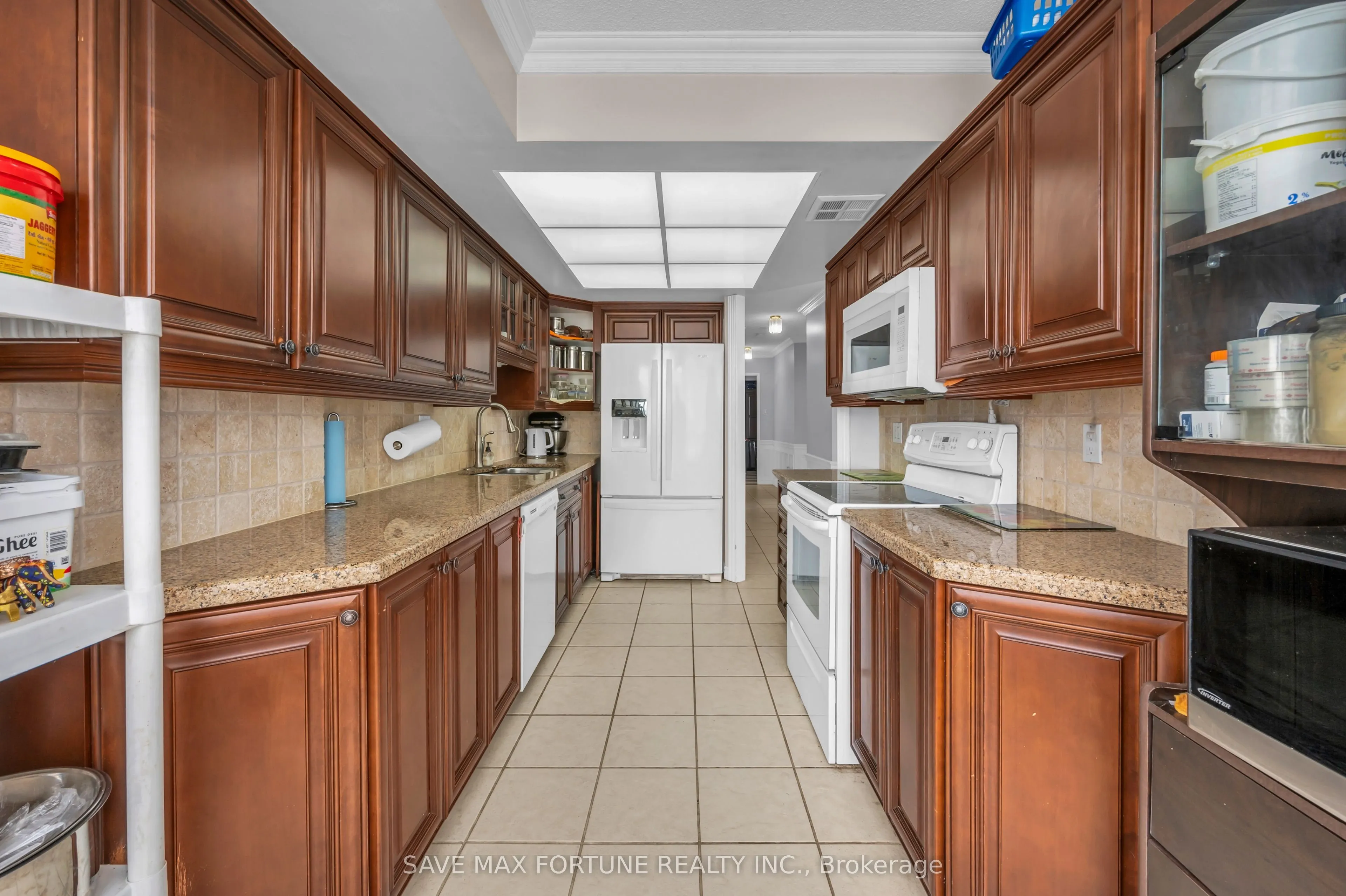 26 Hanover Road, #1611