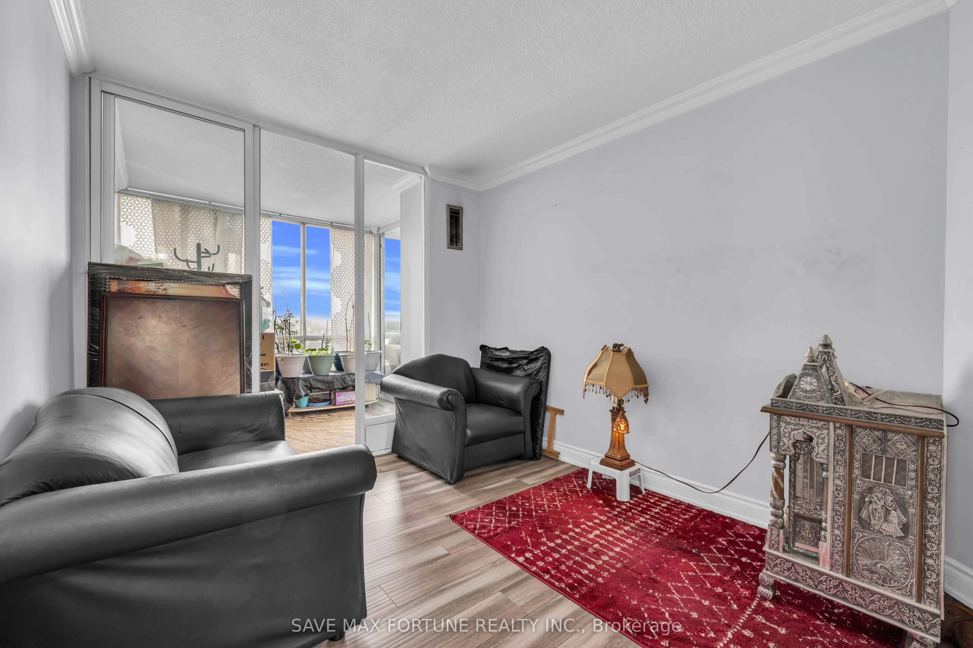 26 Hanover Road, #1611