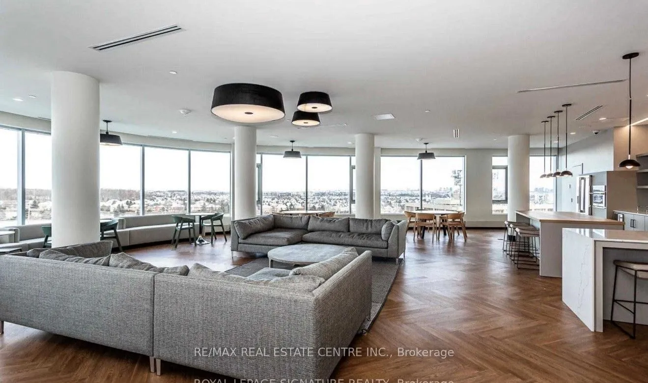 2520 Eglinton Avenue W, #1322