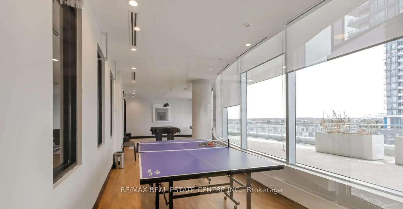 2520 Eglinton Avenue W, #1322