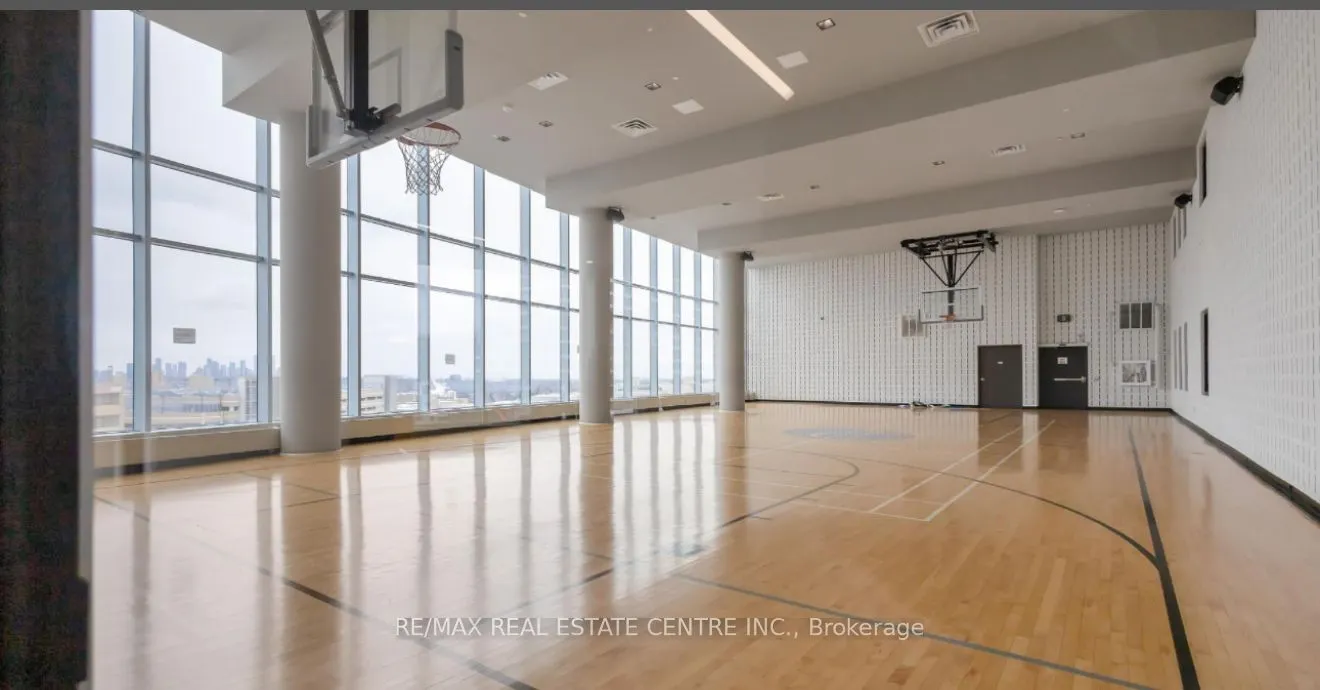 2520 Eglinton Avenue W, #1322