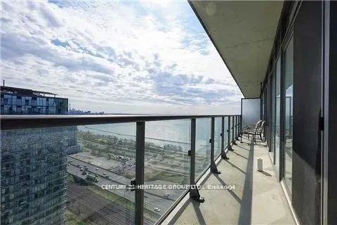 105 The Queensway Avenue, #2201