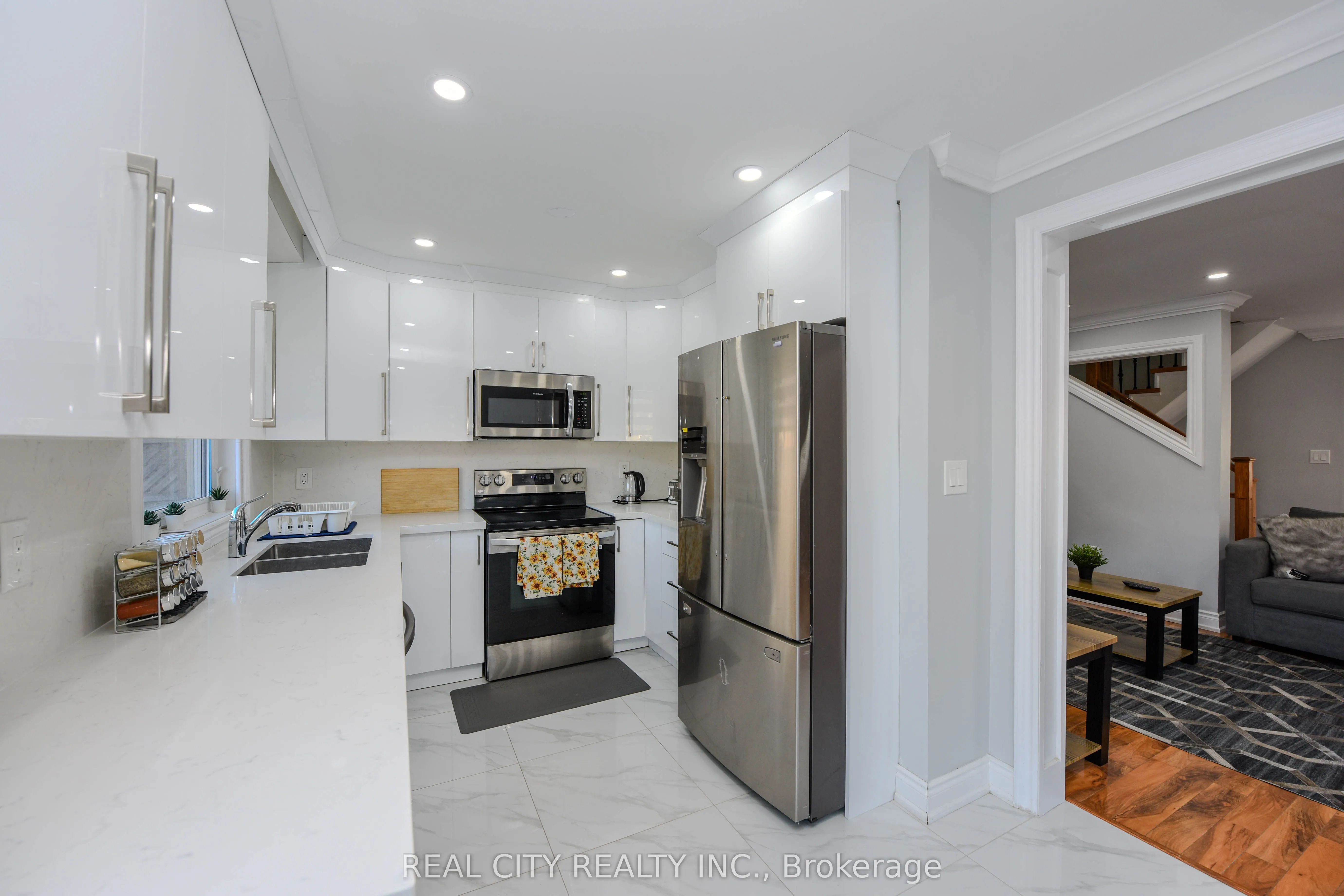 7020 Black Walnut Trail