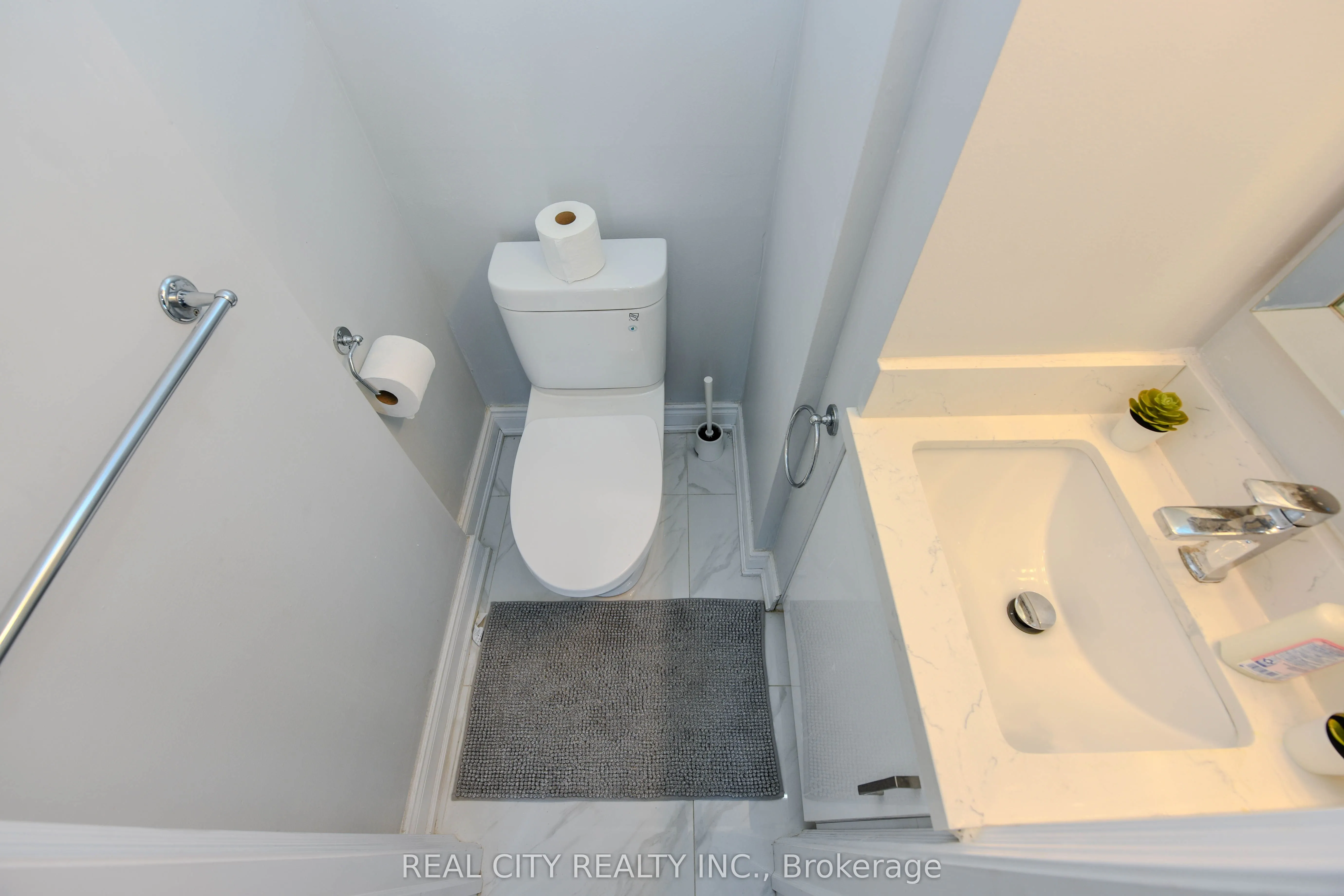 7020 Black Walnut Trail