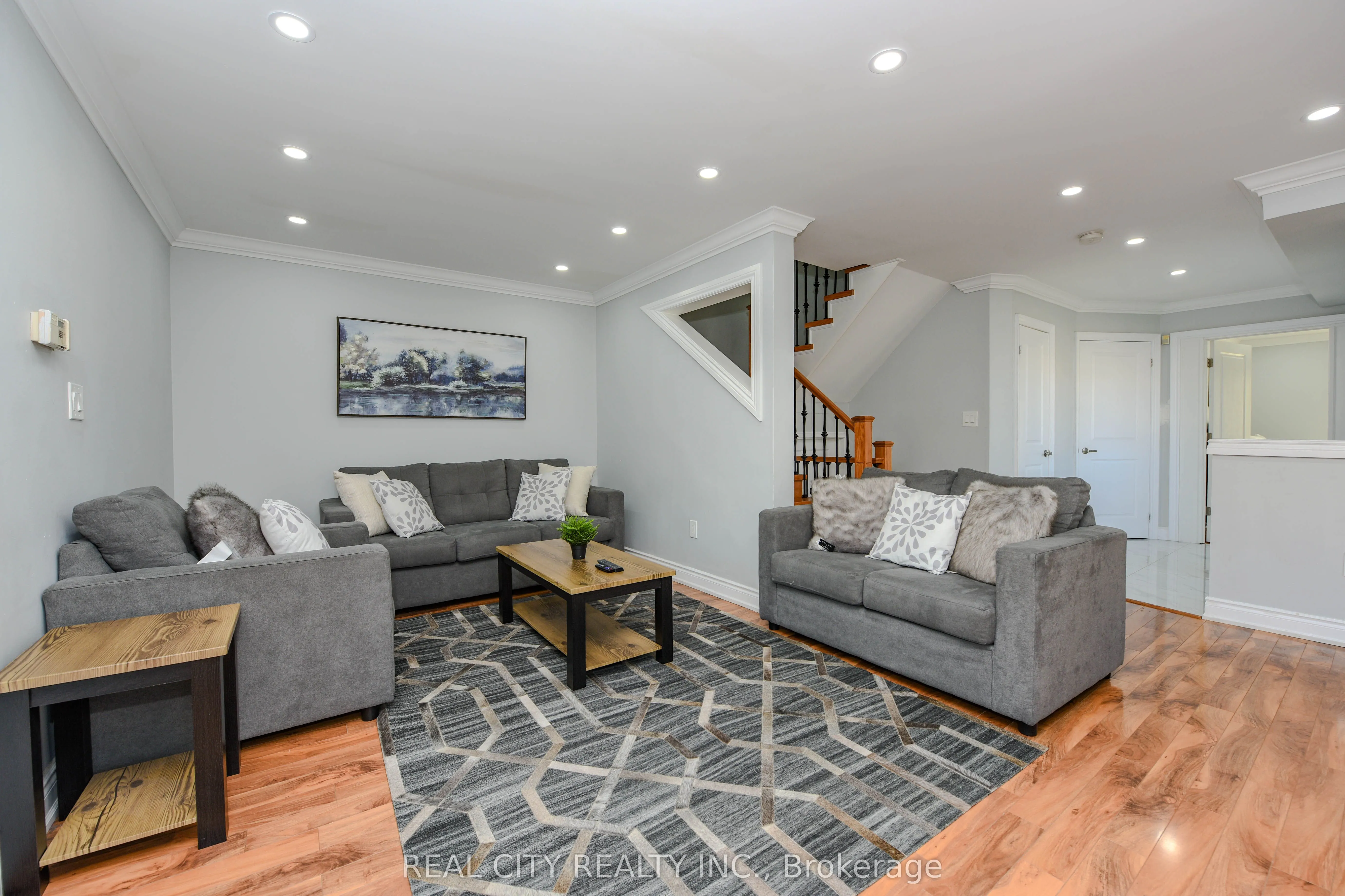 7020 Black Walnut Trail