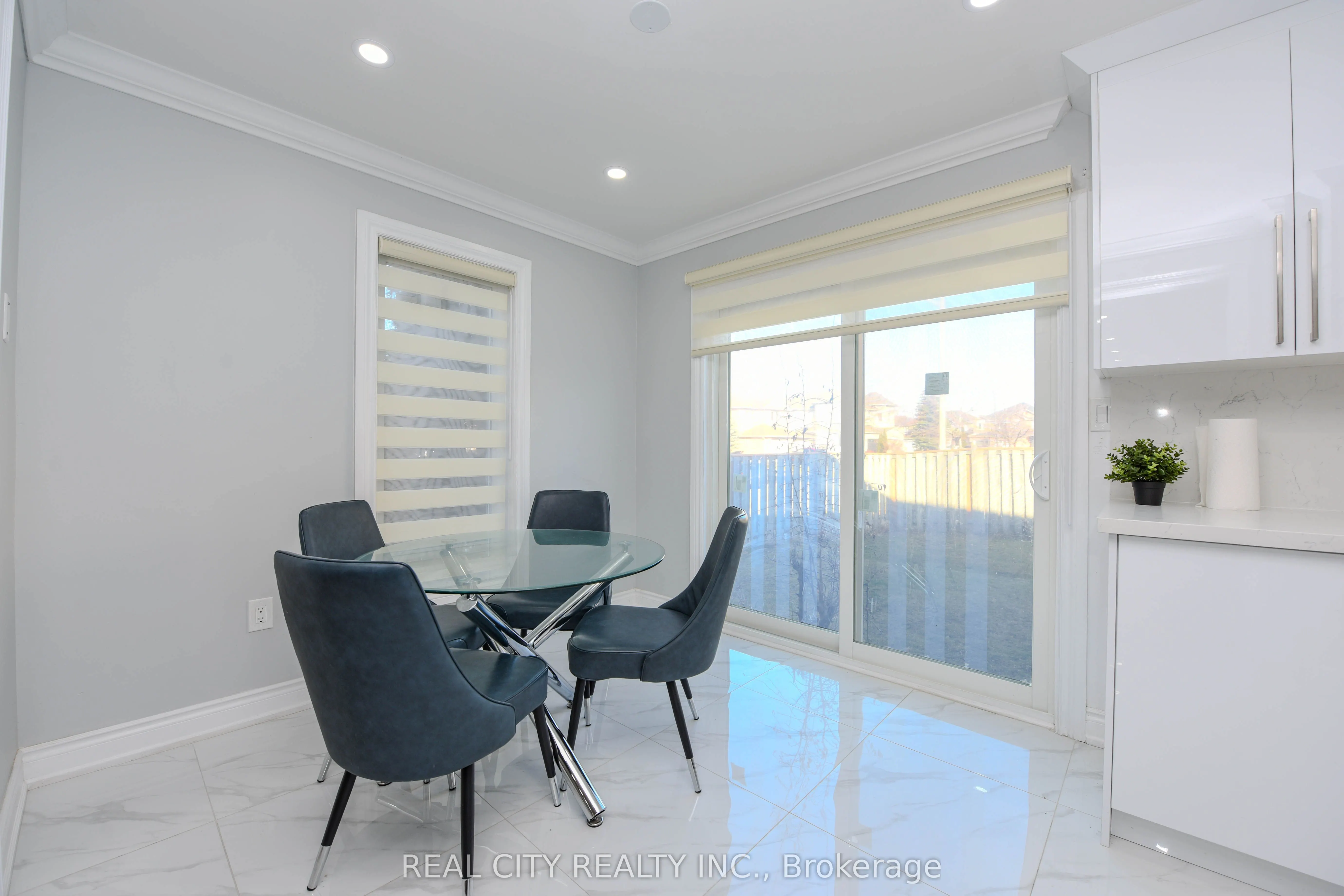 7020 Black Walnut Trail