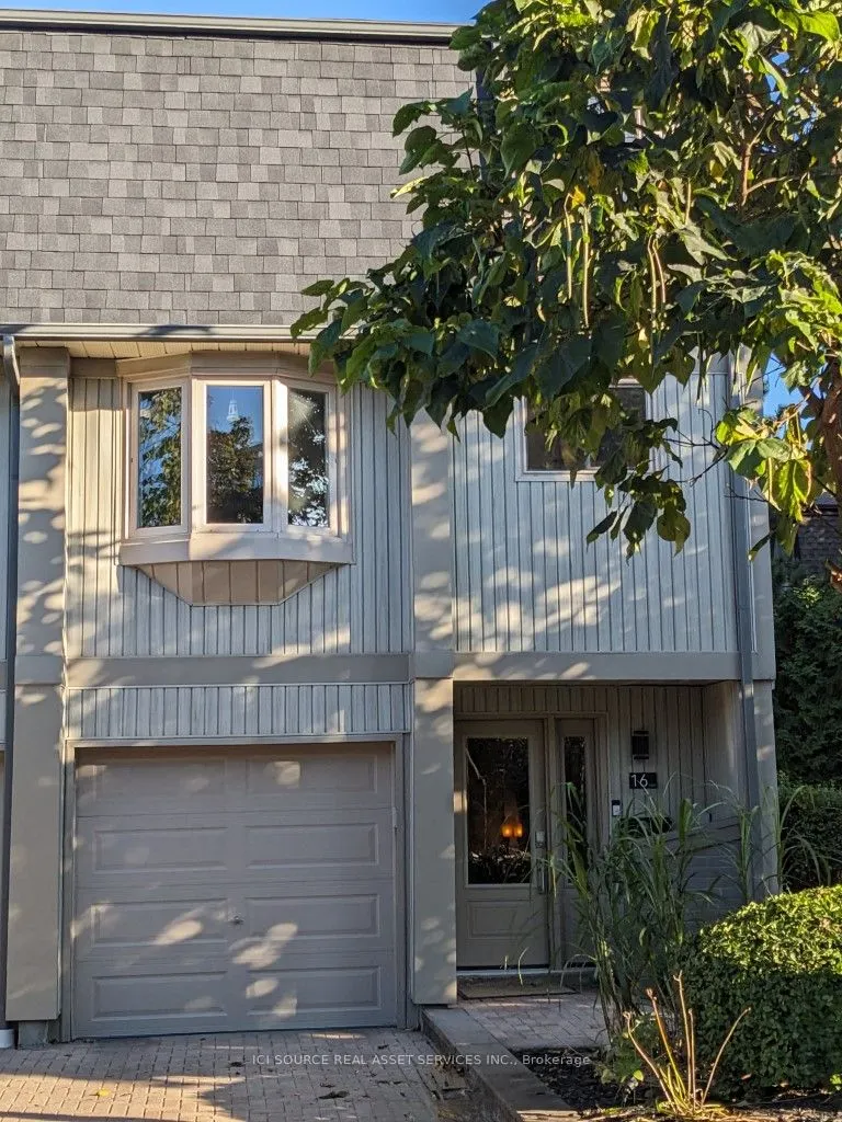 1060 Walden Circle, #16