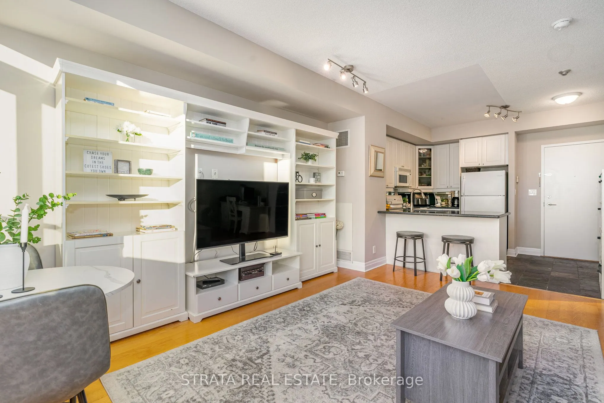 80 Port Street E, #219