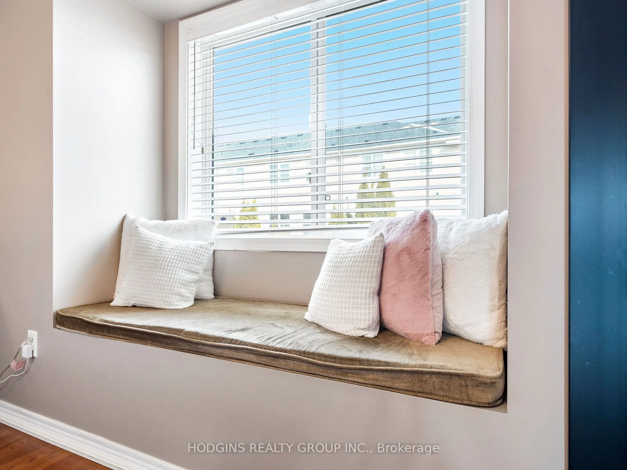 2603 Valleyridge Drive, #2603