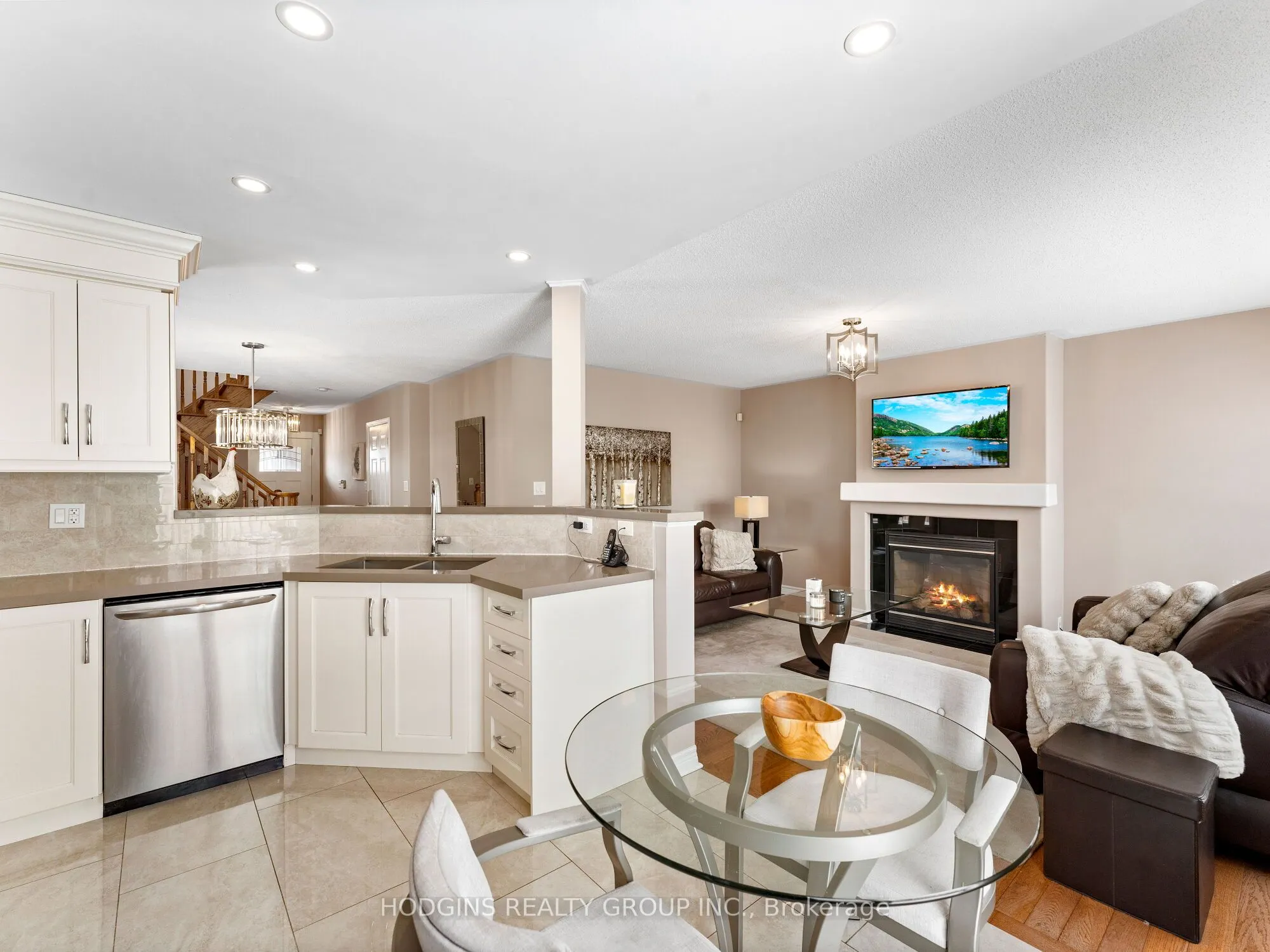 2603 Valleyridge Drive, #2603