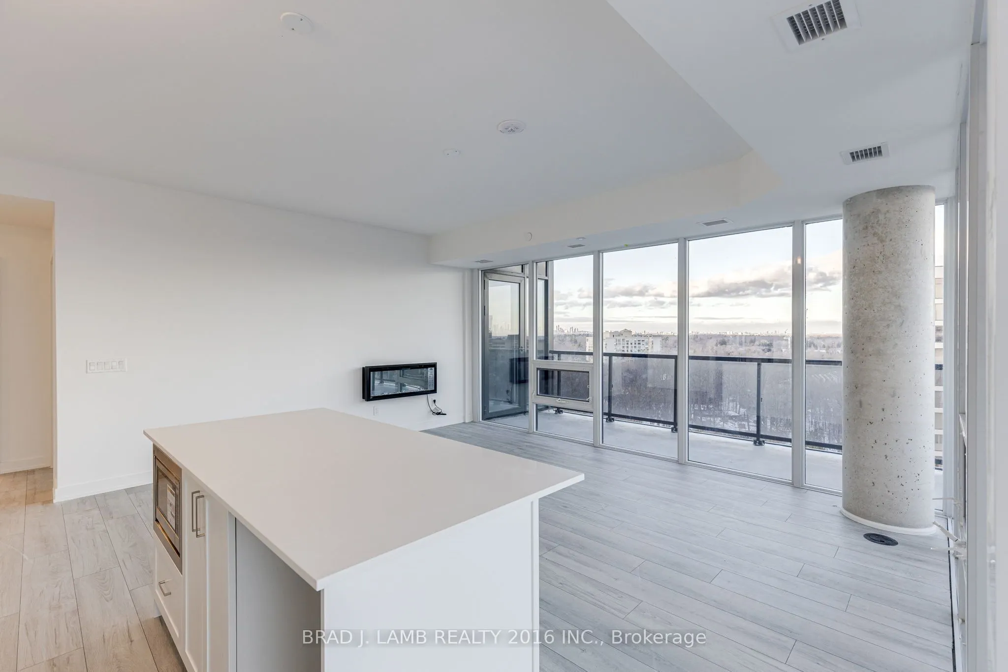 1035 Southdown Road #1204