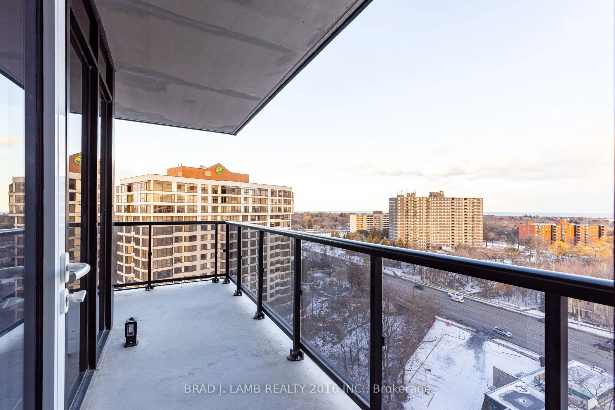 1035 Southdown Road #1204