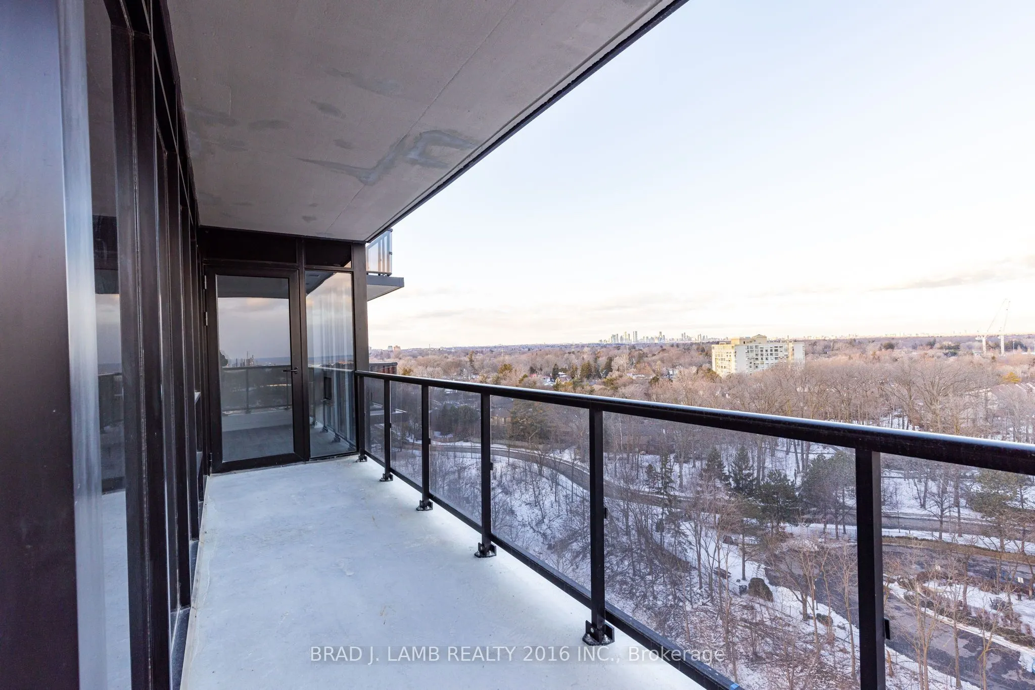 1035 Southdown Road #1204