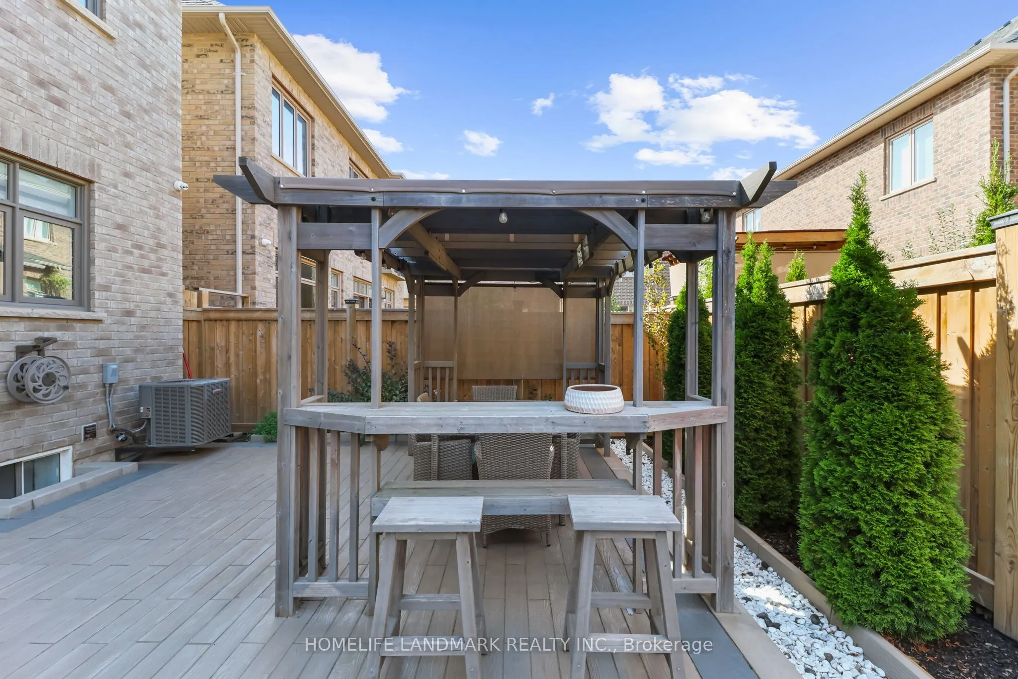 3183 Daniel Way