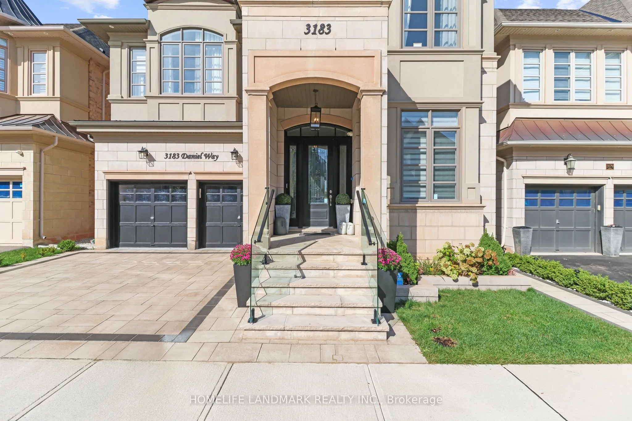 3183 Daniel Way