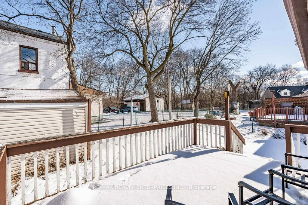 1 Beatty Avenue