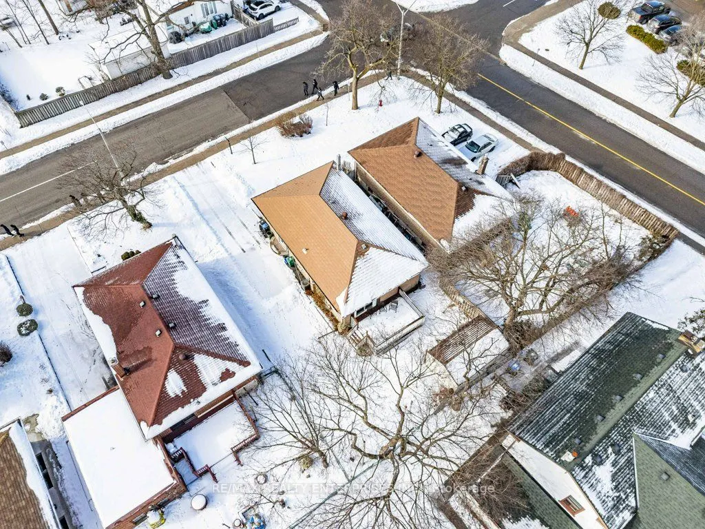 1 Beatty Avenue