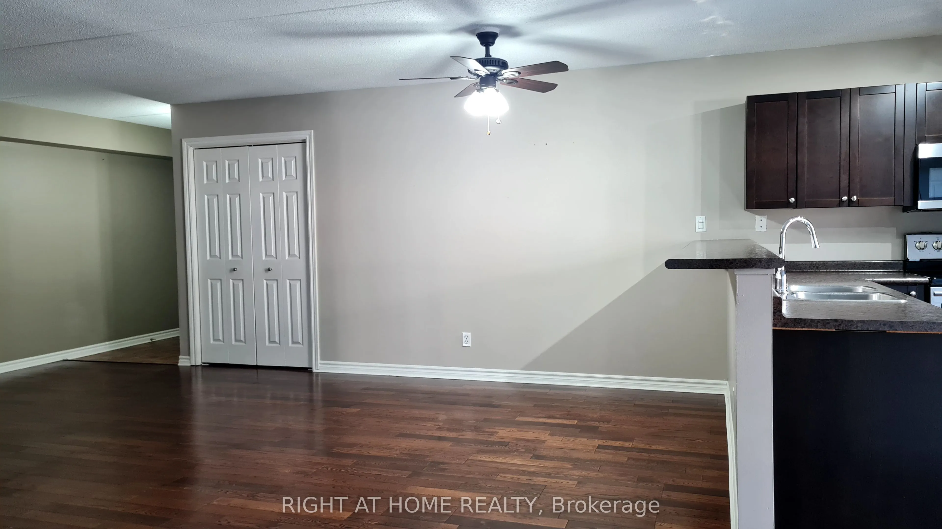 1451 Walker's Line, #315