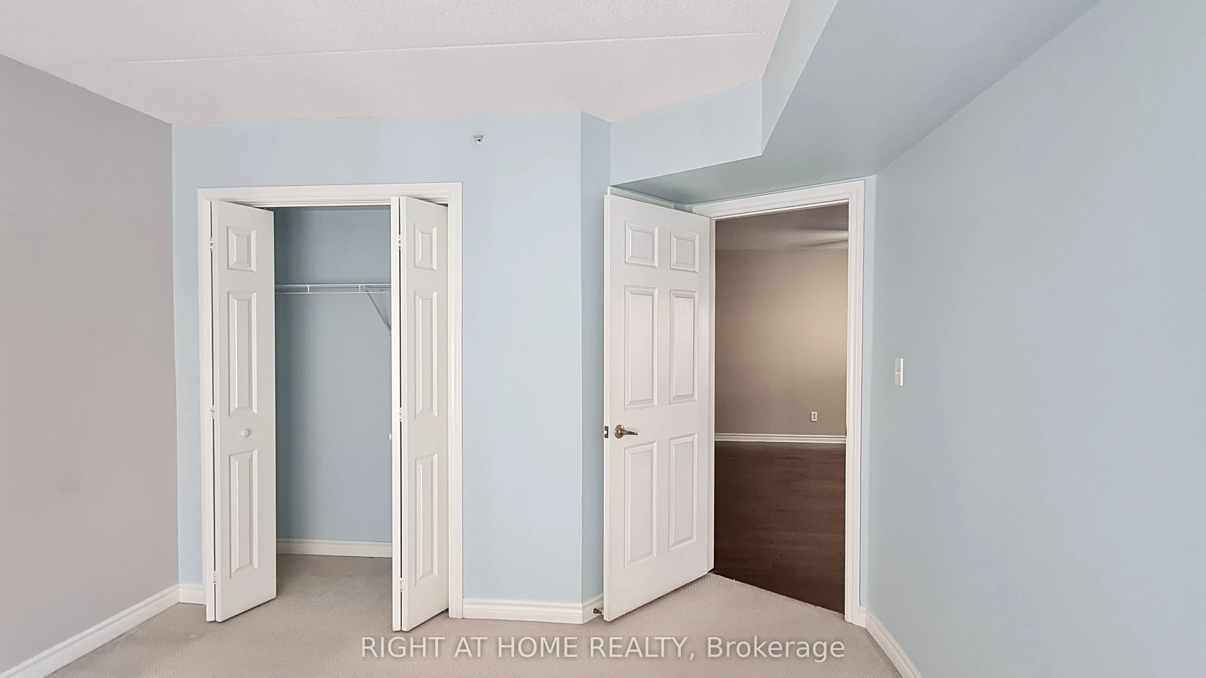 1451 Walker's Line, #315
