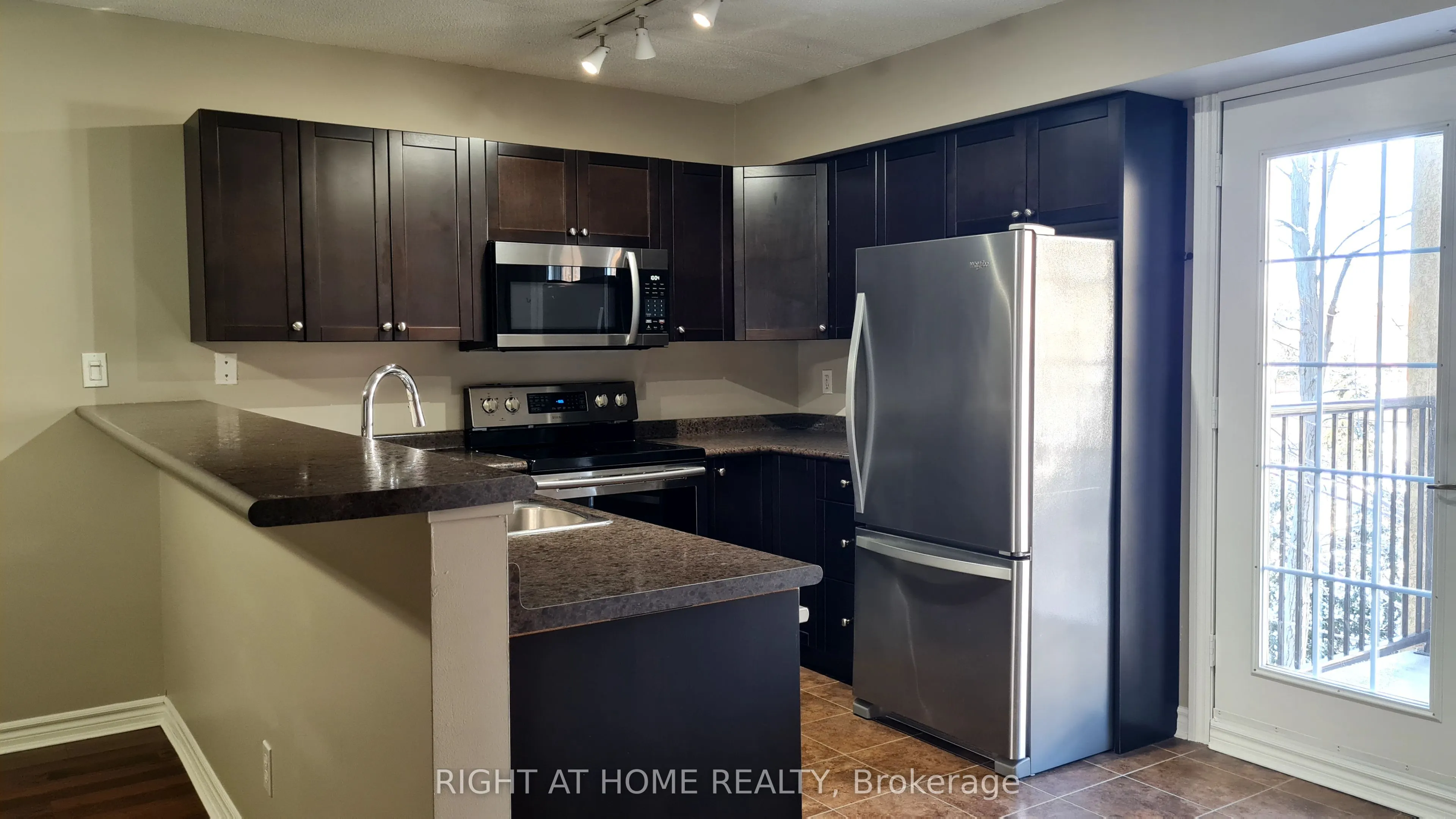 1451 Walker's Line, #315
