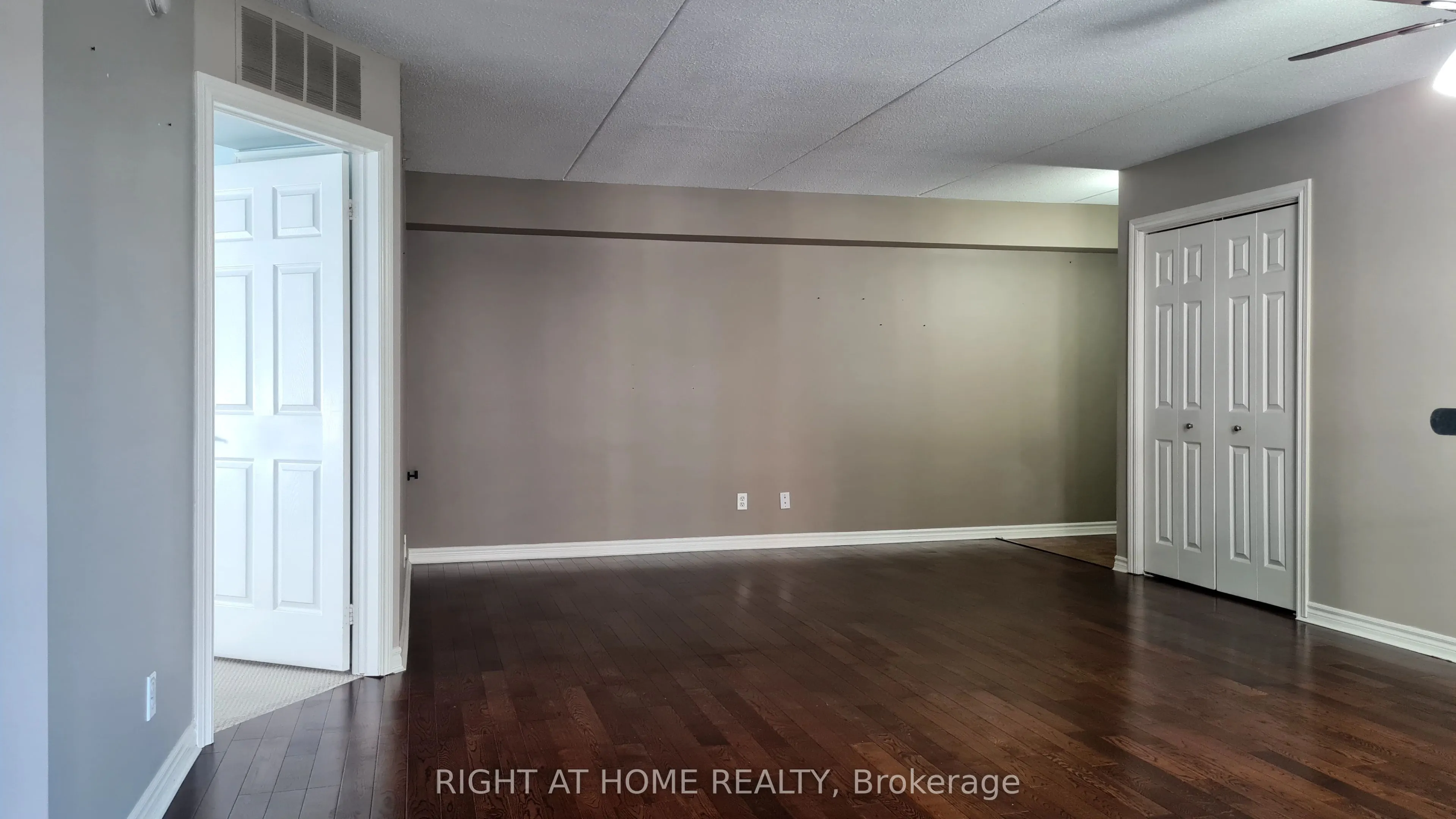 1451 Walker's Line, #315