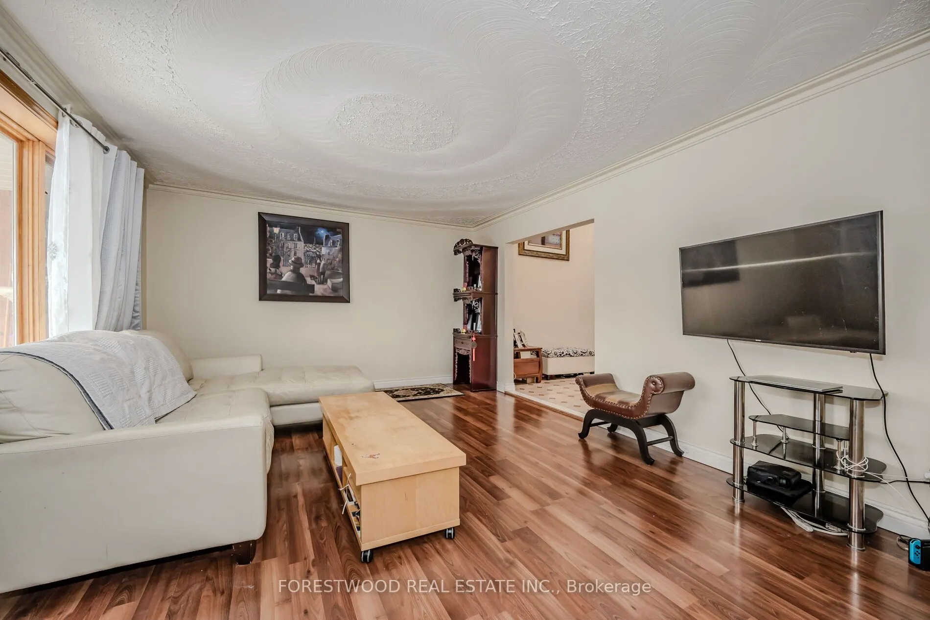 1351 Haig Boulevard
