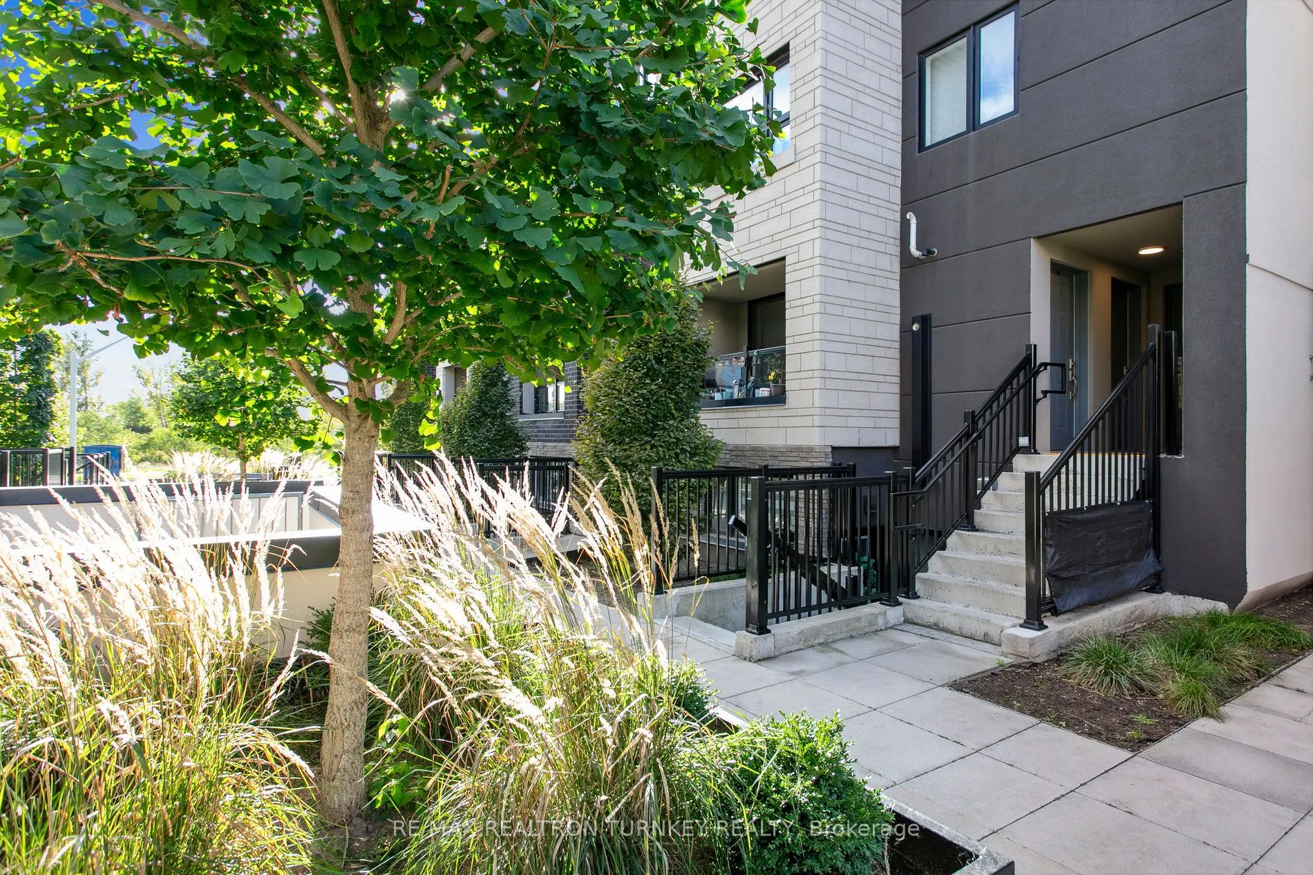 1135 Cooke Boulevard, #116
