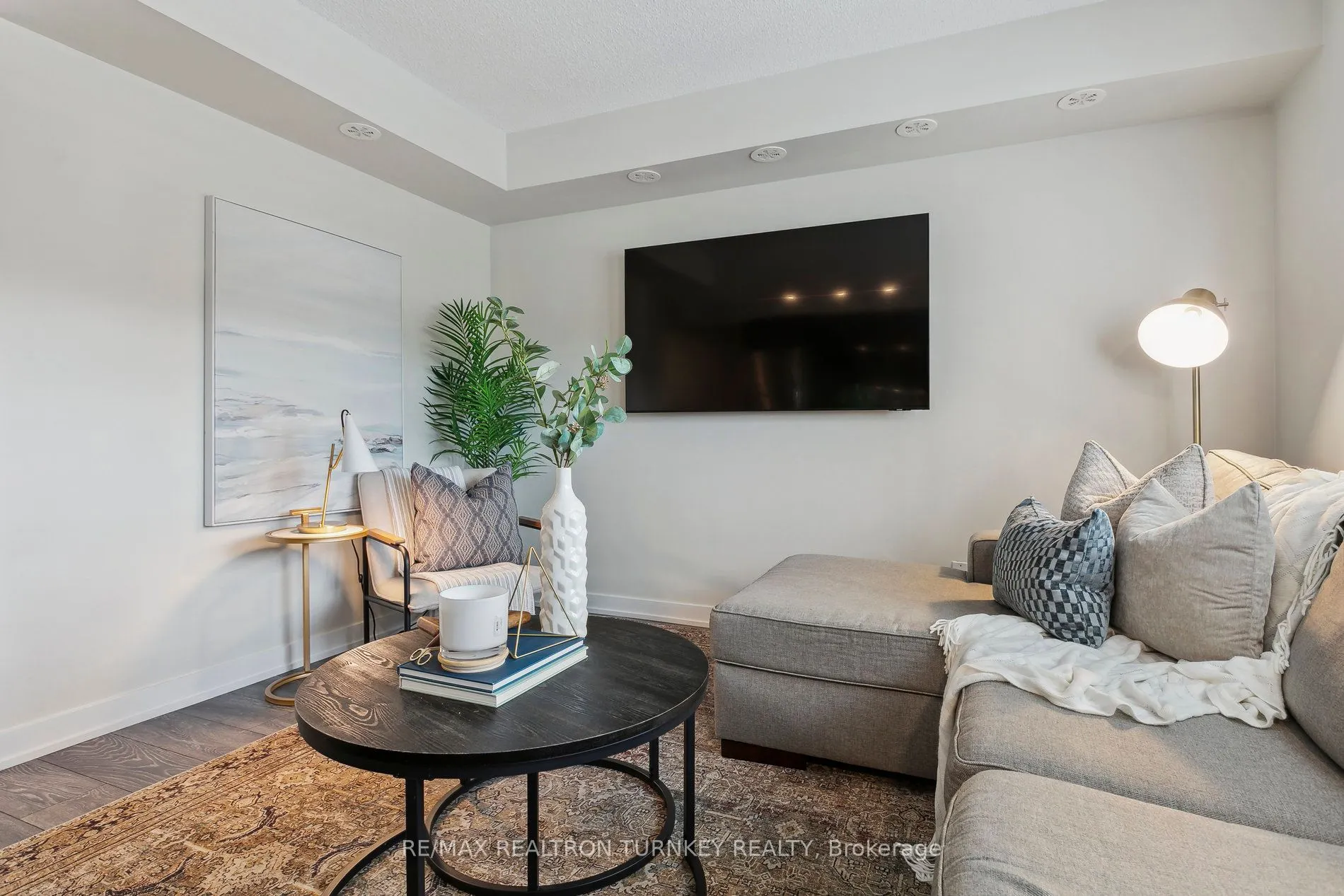 1135 Cooke Boulevard, #116