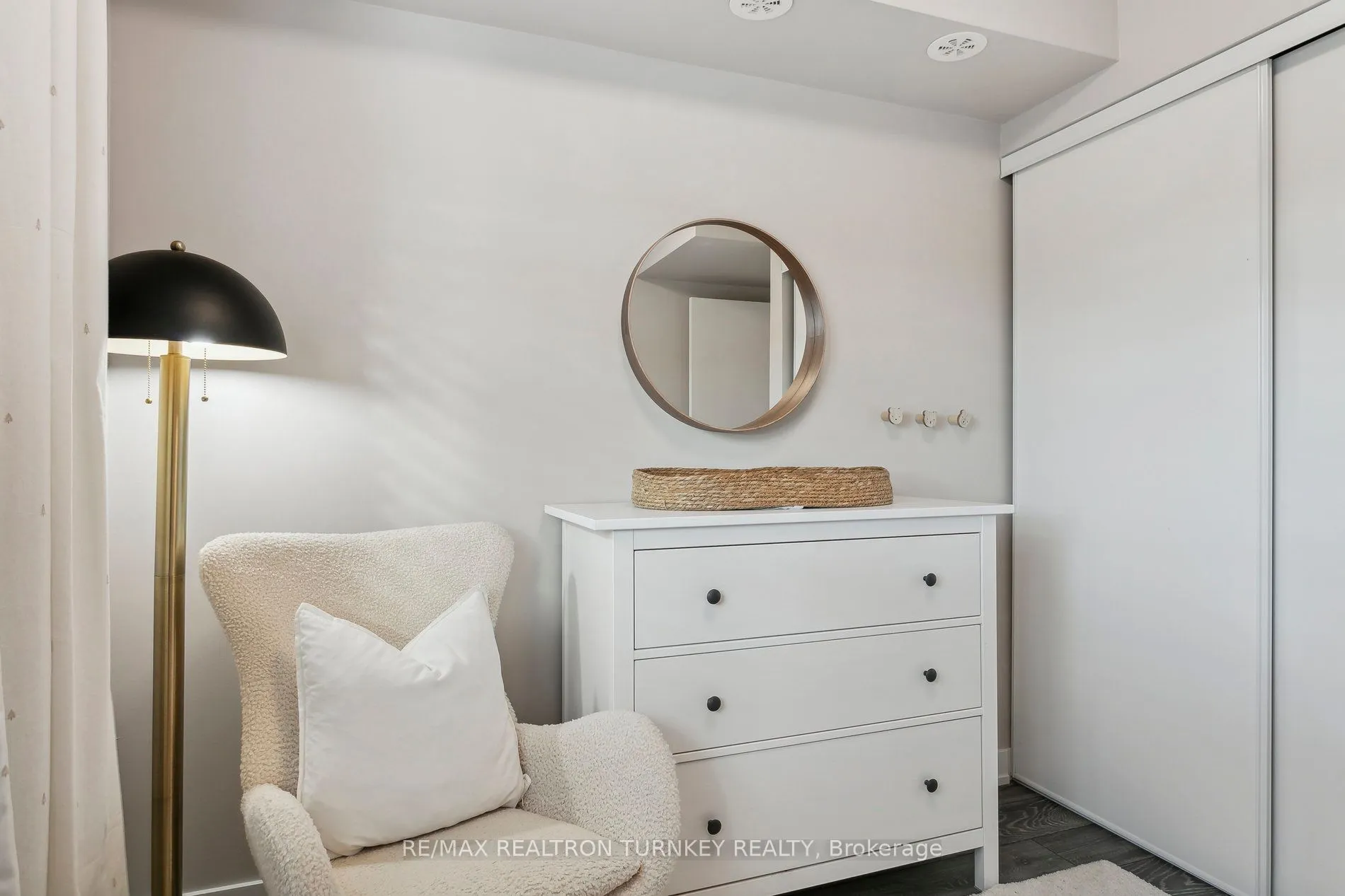 1135 Cooke Boulevard, #116